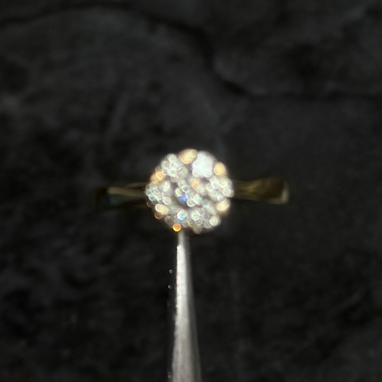 Anillo Alta Joyería / Oro 18K / Diamantes Naturales