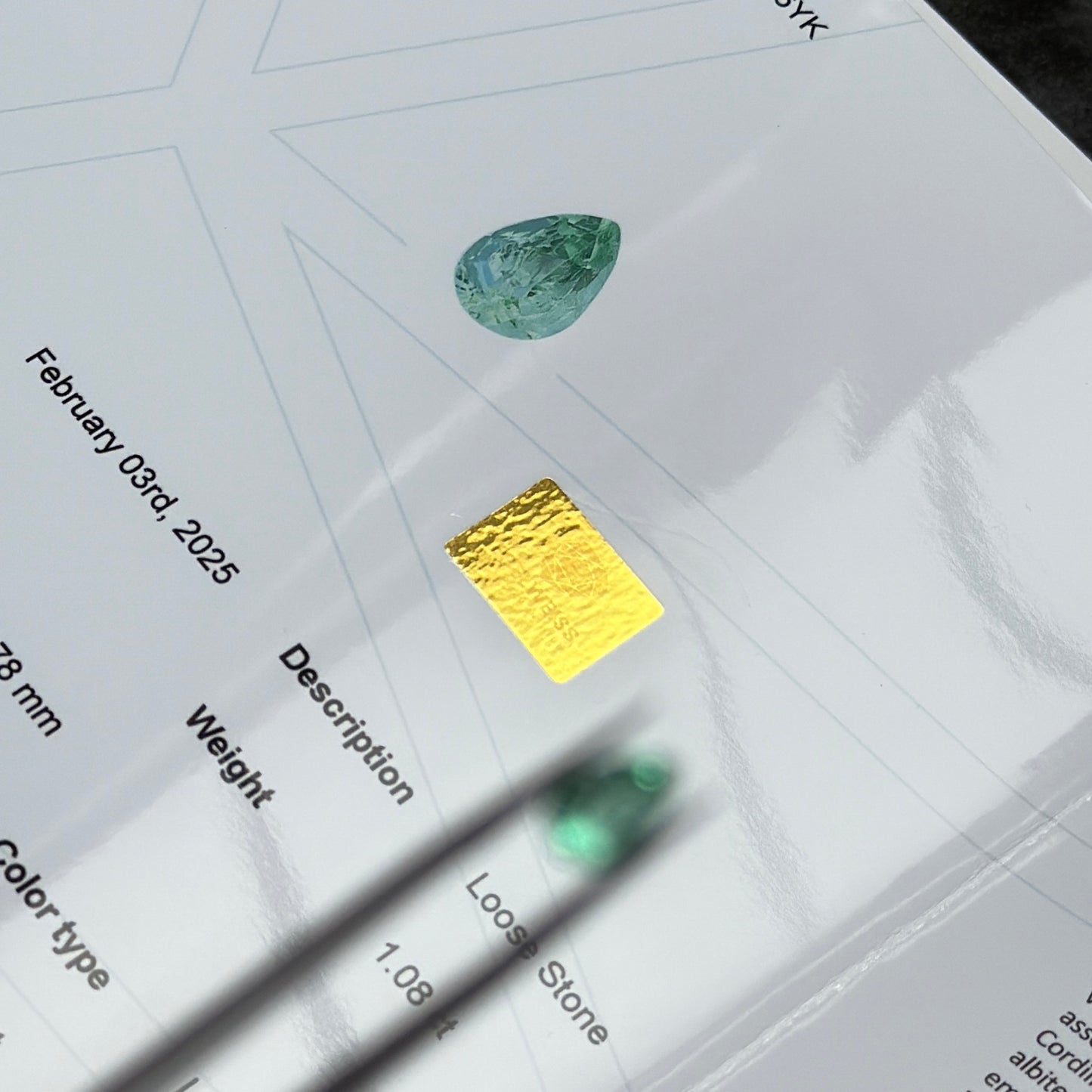 Esmeralda Lágrima Certificada / 1,08ct / 7.96mm × 5.47mm x 4.78 mm