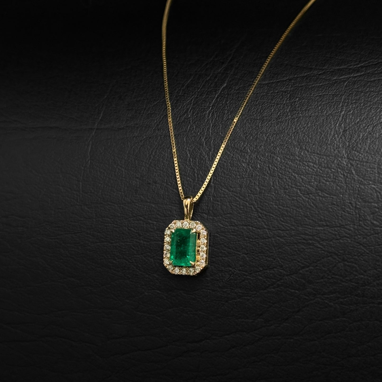 Set Alta Joyería / Cadena Veneciana / Dije Esmeralda & Diamantes / Oro 18K