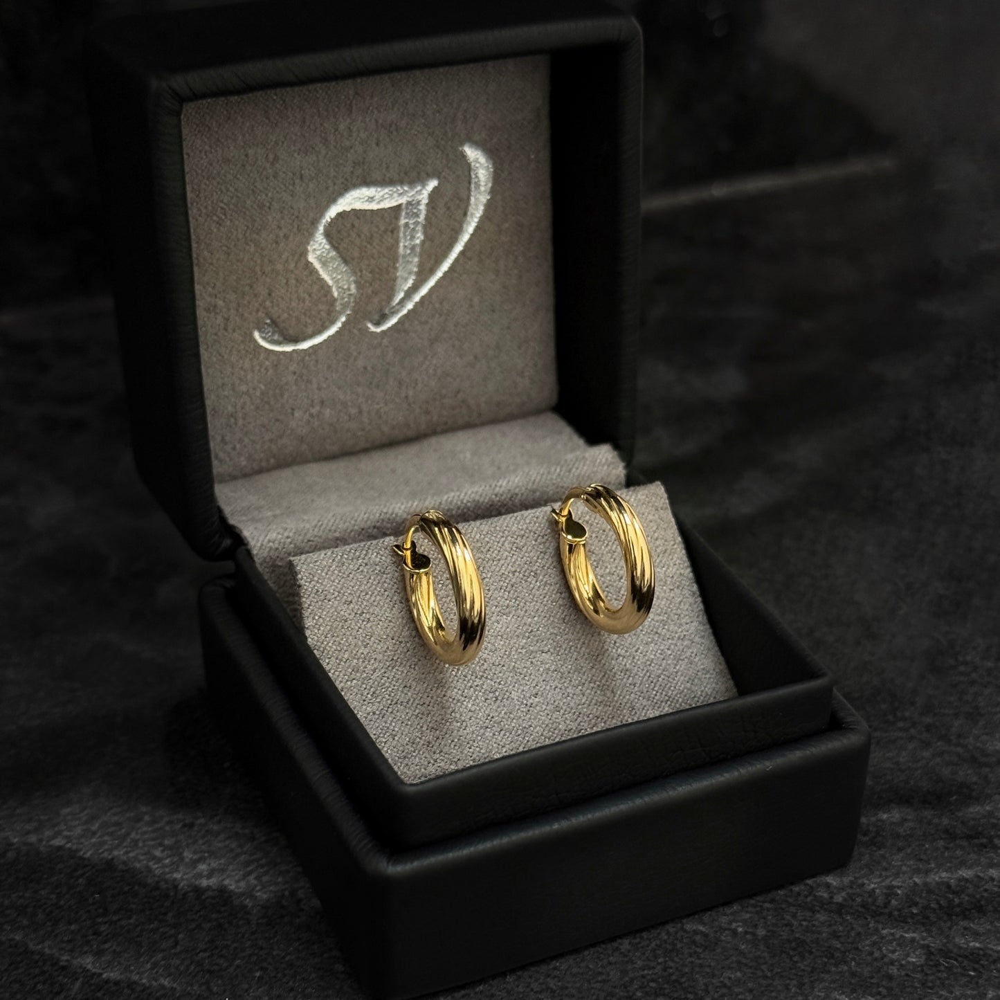 Candongas de Lujo 16 mm x 3 mm / Oro 18K