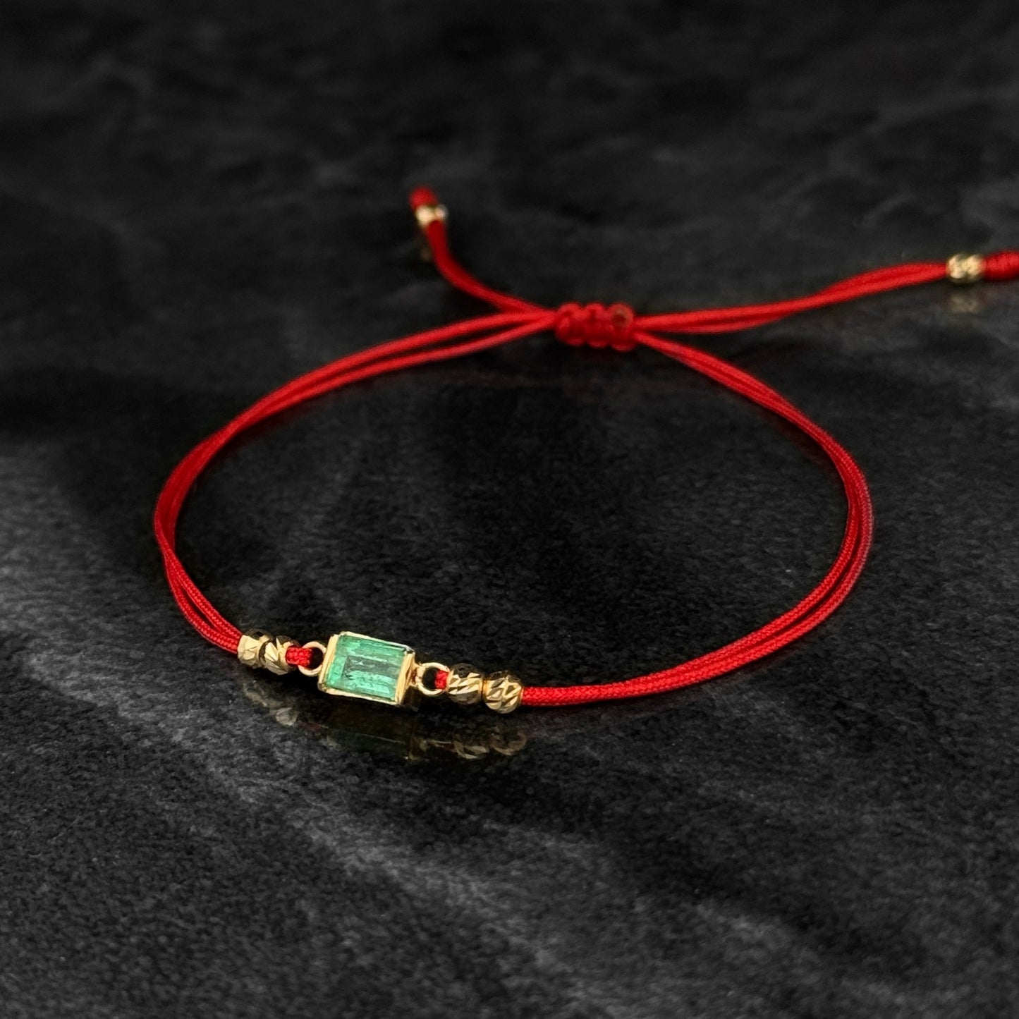 Pulsera Tejida / Esmeralda Colombiana / Oro 18K