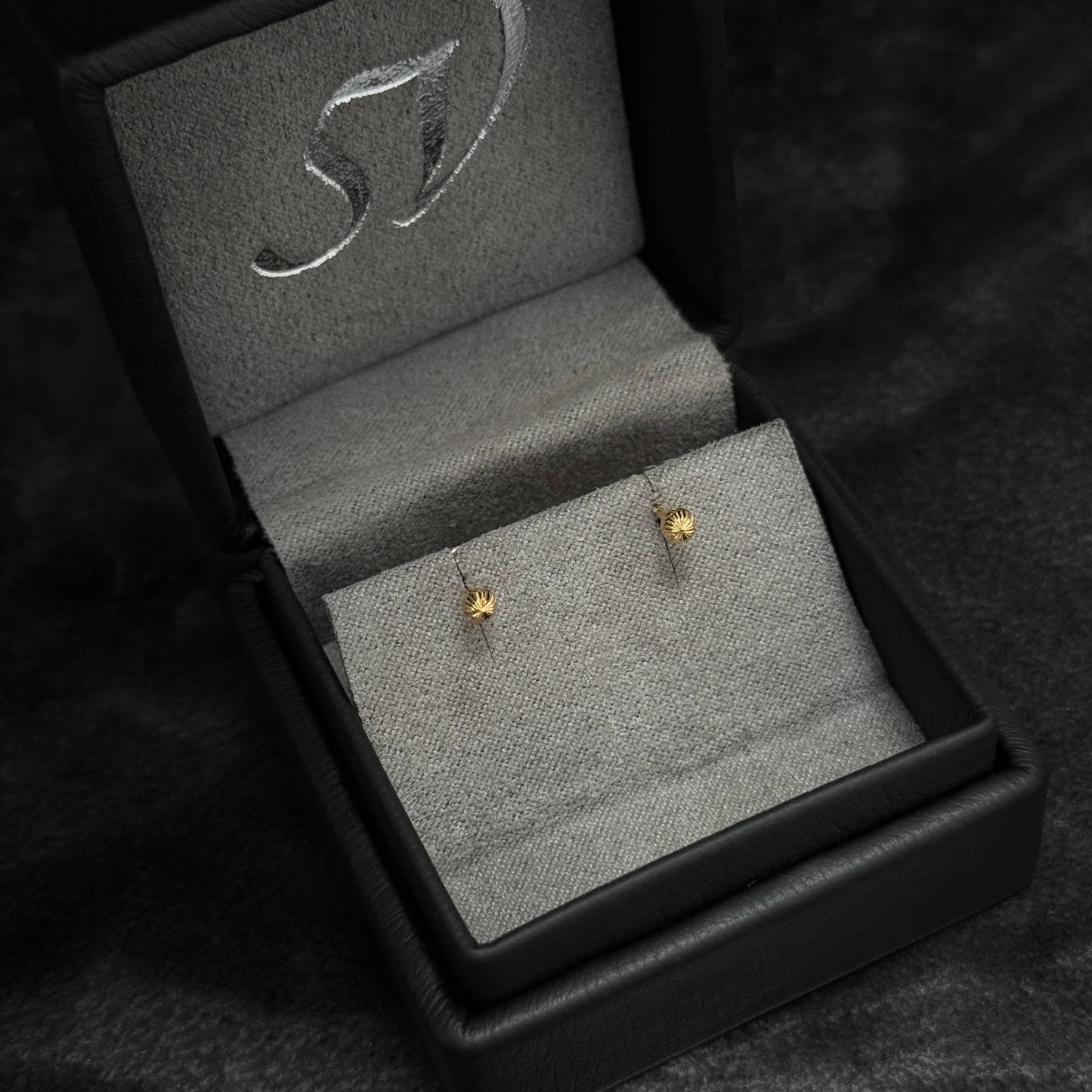 Topos de Lujo / Tipo Balín 3mm / Oro 18K