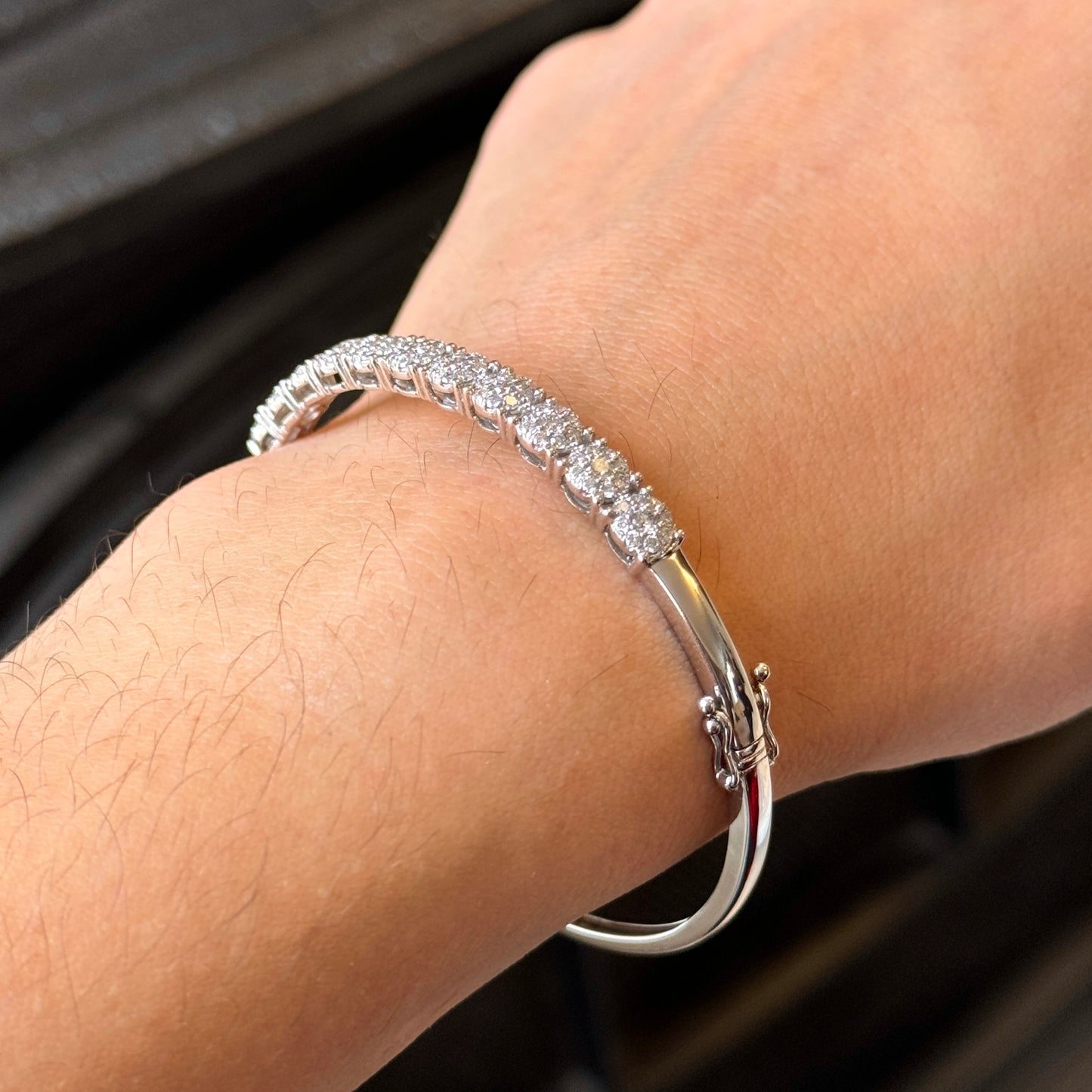 Luxury Bracelet / White Gold / Diamonds