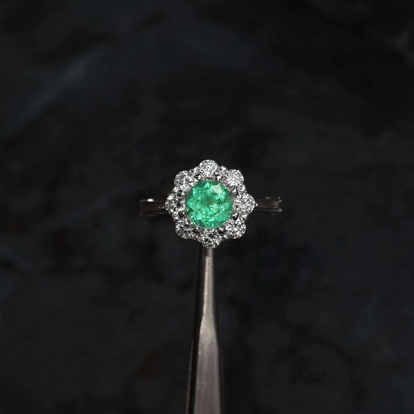 Anillo de Lujo #5 / Esmeralda Colombiana / Plata 925