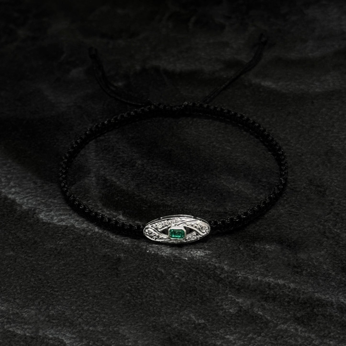 Pulsera Tejida Exclusiva / Esmeralda / Diamantes / Oro Blanco 14K