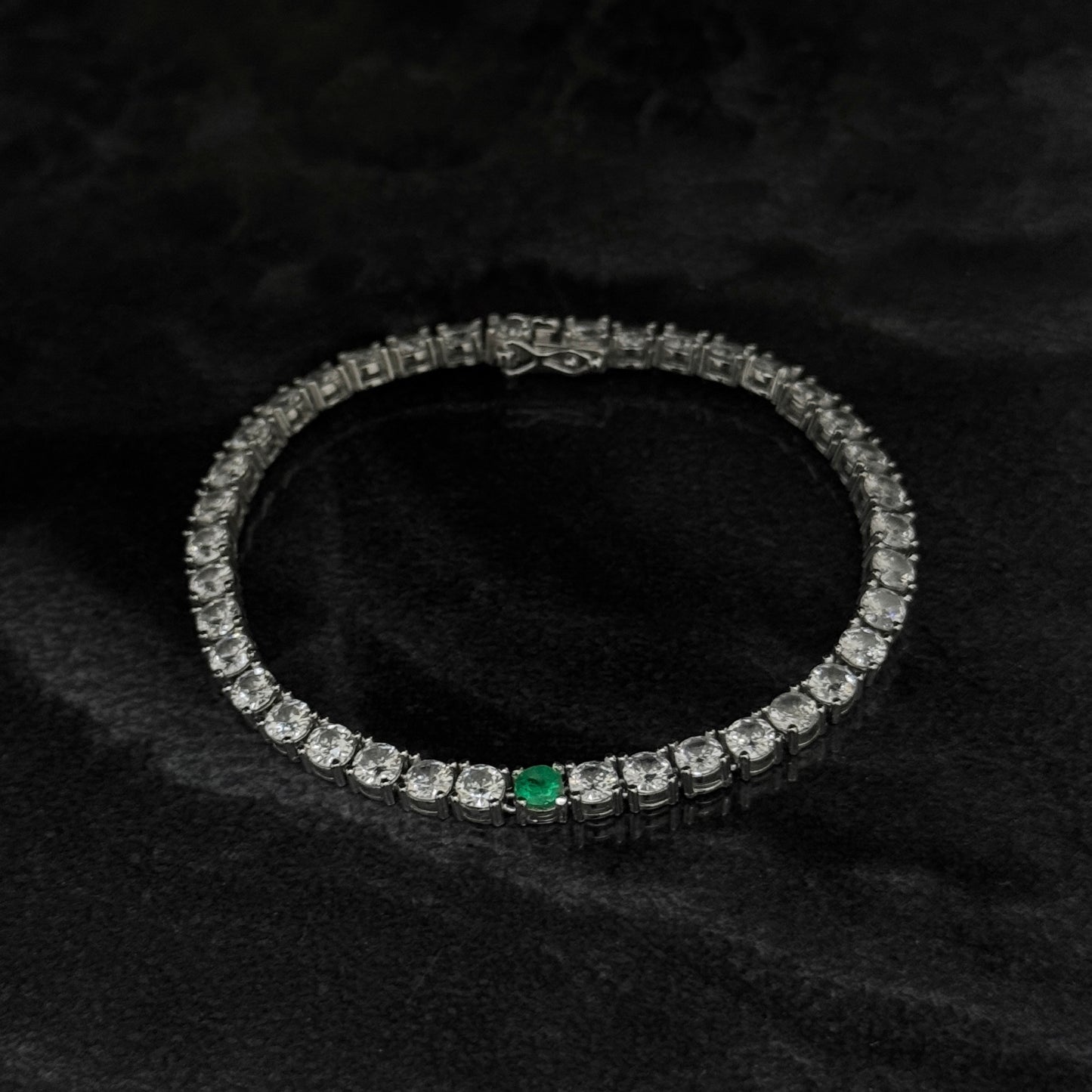Pulsera Tenis 18.5cm x 4mm / Esmeralda Colombiana / Circones / Plata 925