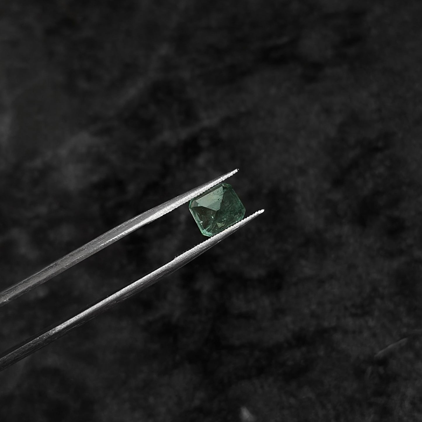 Esmeralda Certificada / 1ct / 6mm x 5.2mm x 4.3mm