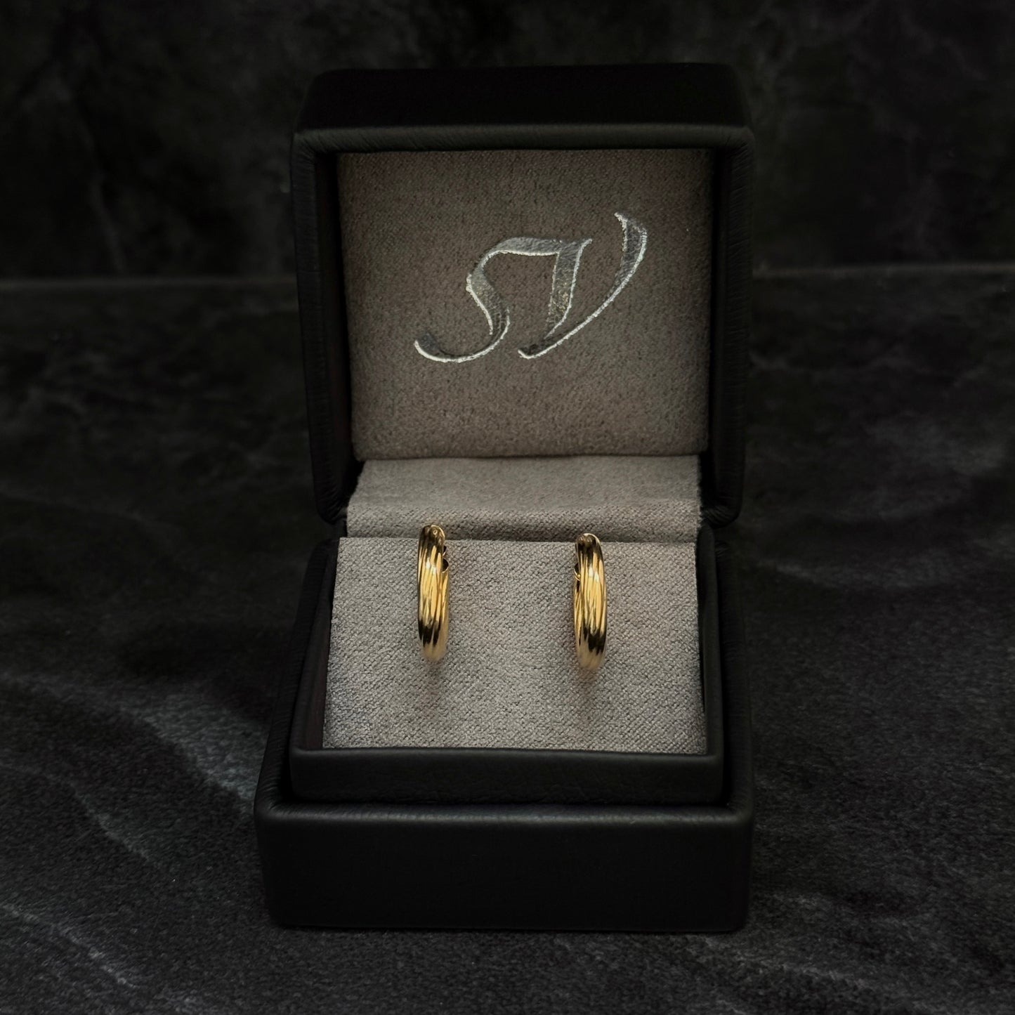 Candongas de Lujo 16 mm x 3 mm / Oro 18K