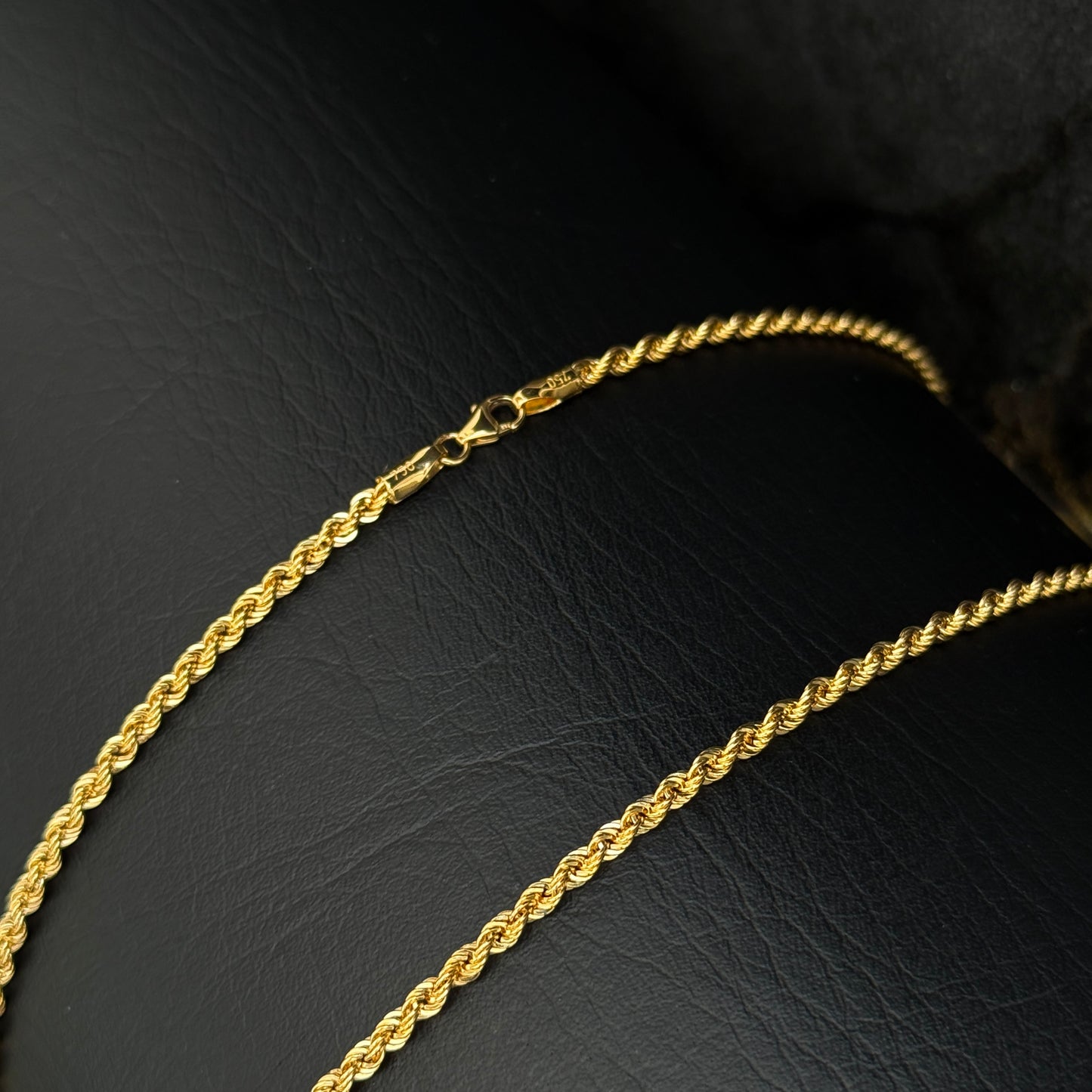 Bow Chain 60cm x 3mm (Approx) / 18K Gold
