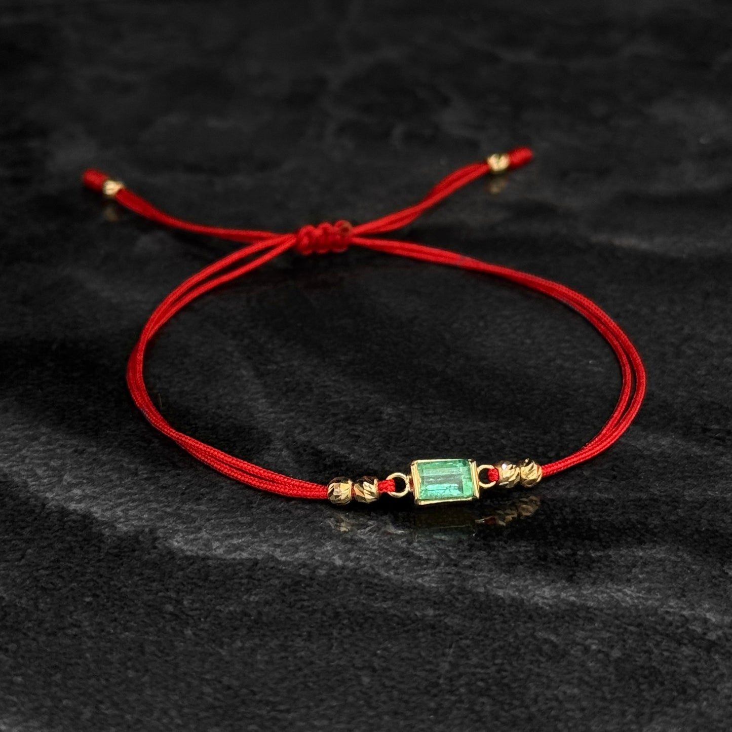 Pulsera Tejida / Esmeralda Colombiana / Oro 18K
