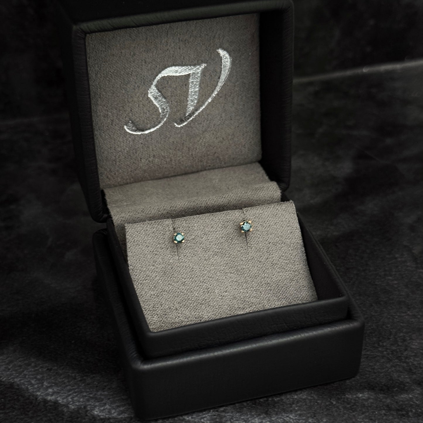 Topos de Lujo / Diamantes Azules Certificados / Oro 18K