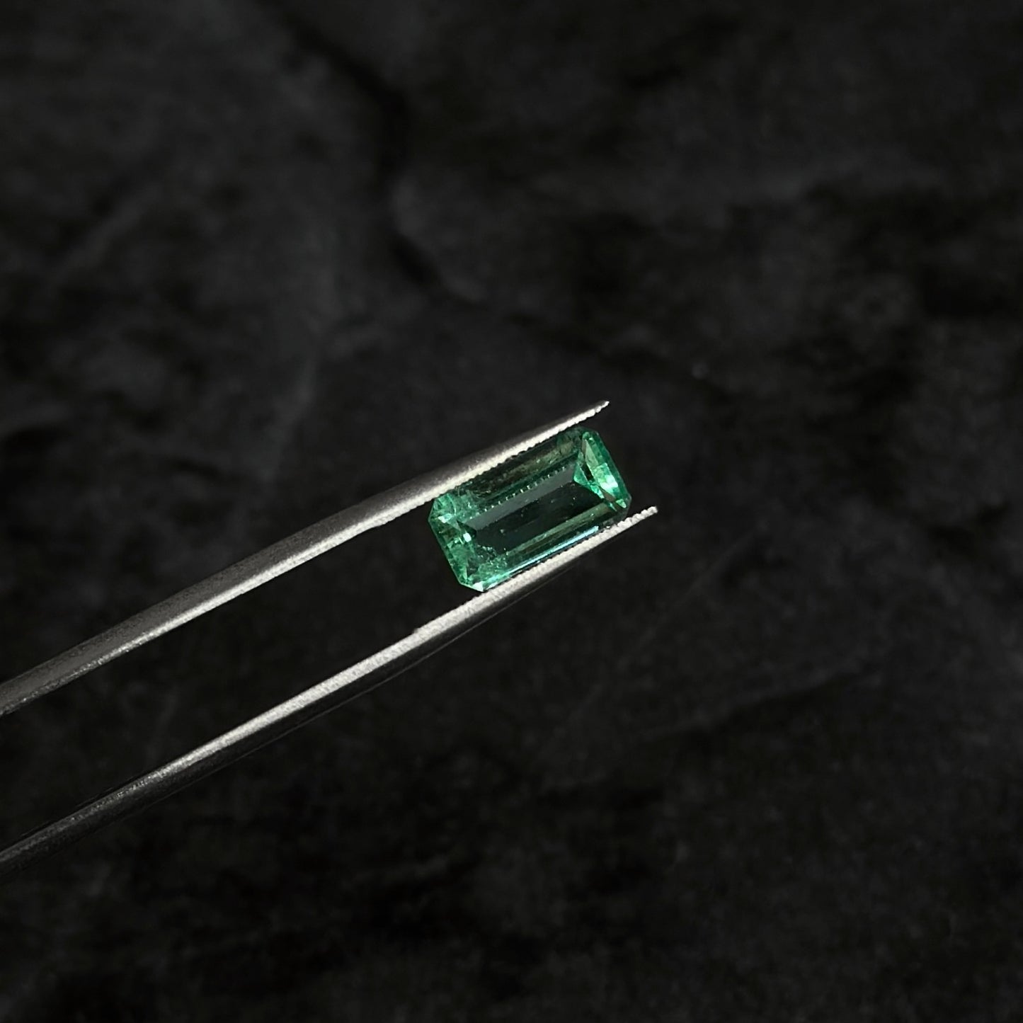 Esmeralda Certificada / 1,3ct / 9.2mm x 5mm x 3.4mm