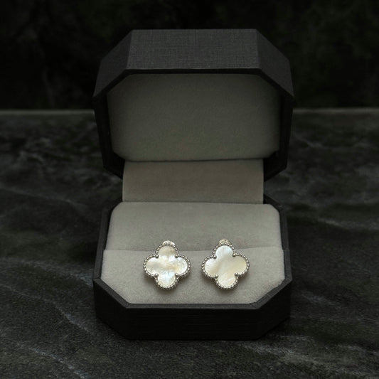 Lucky Clover Polka Dots / White / 925 Silver