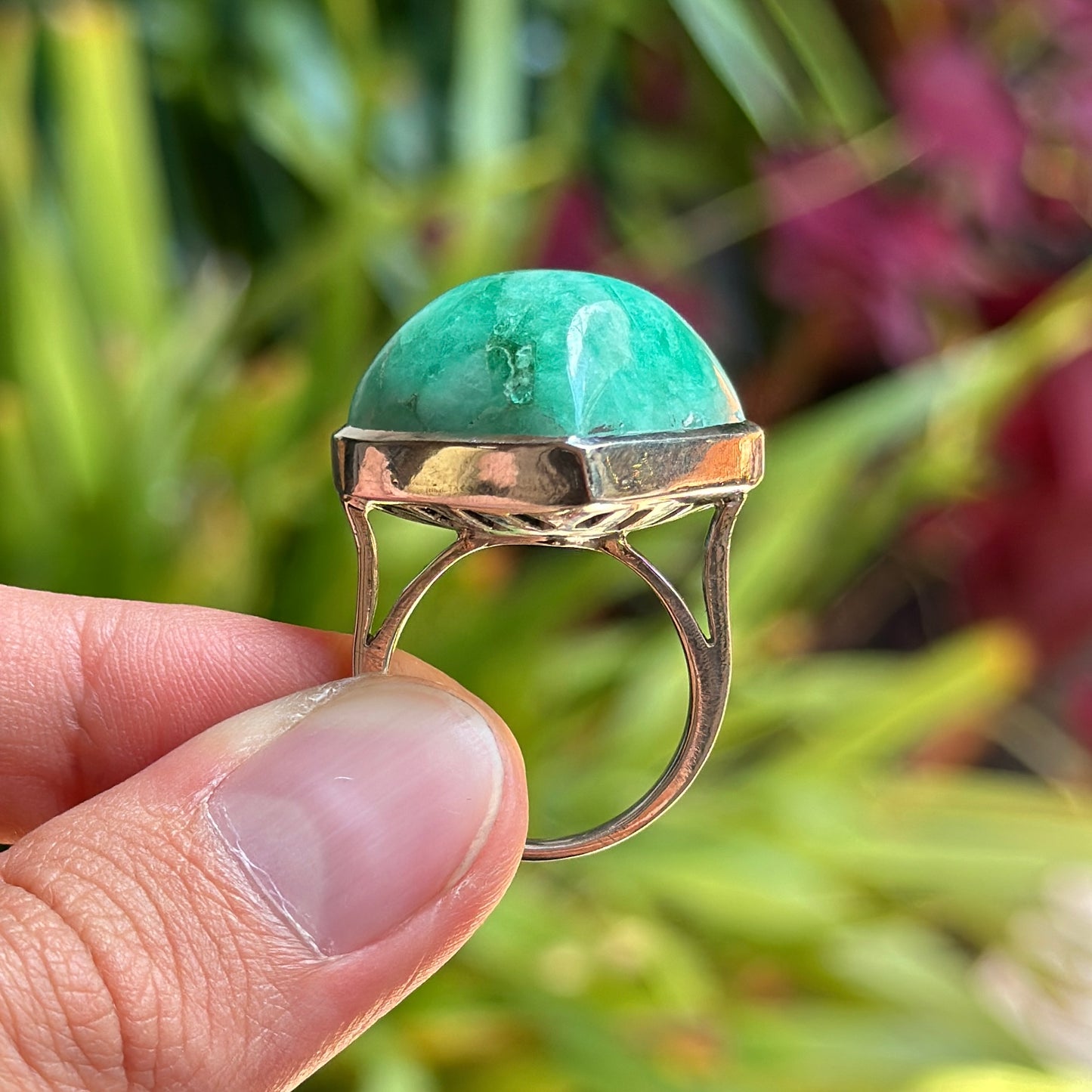 Anillo Exclusivo / Esmeralda Cabujón / Plata 925