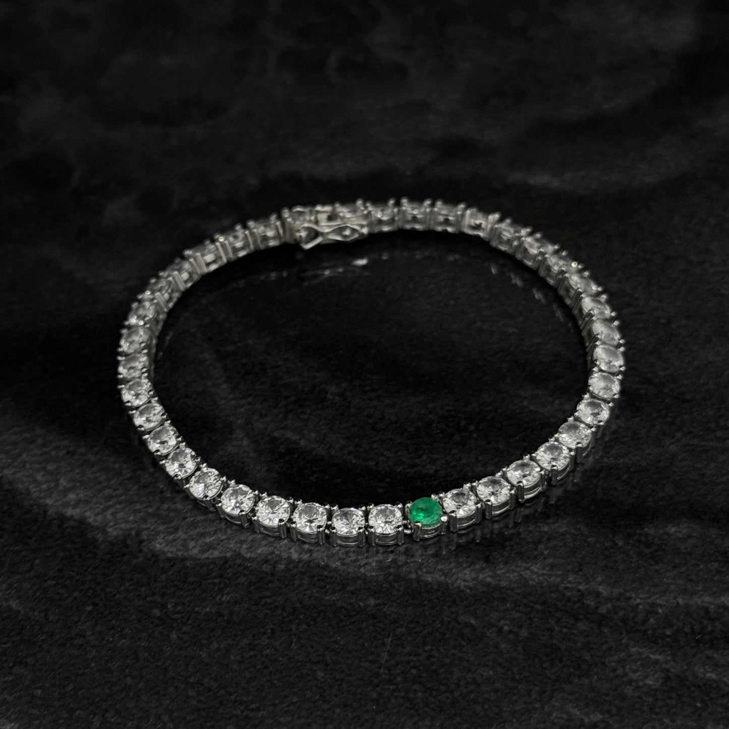 Pulsera Tenis 18.5cm x 4mm / Esmeralda Colombiana / Circones / Plata 925