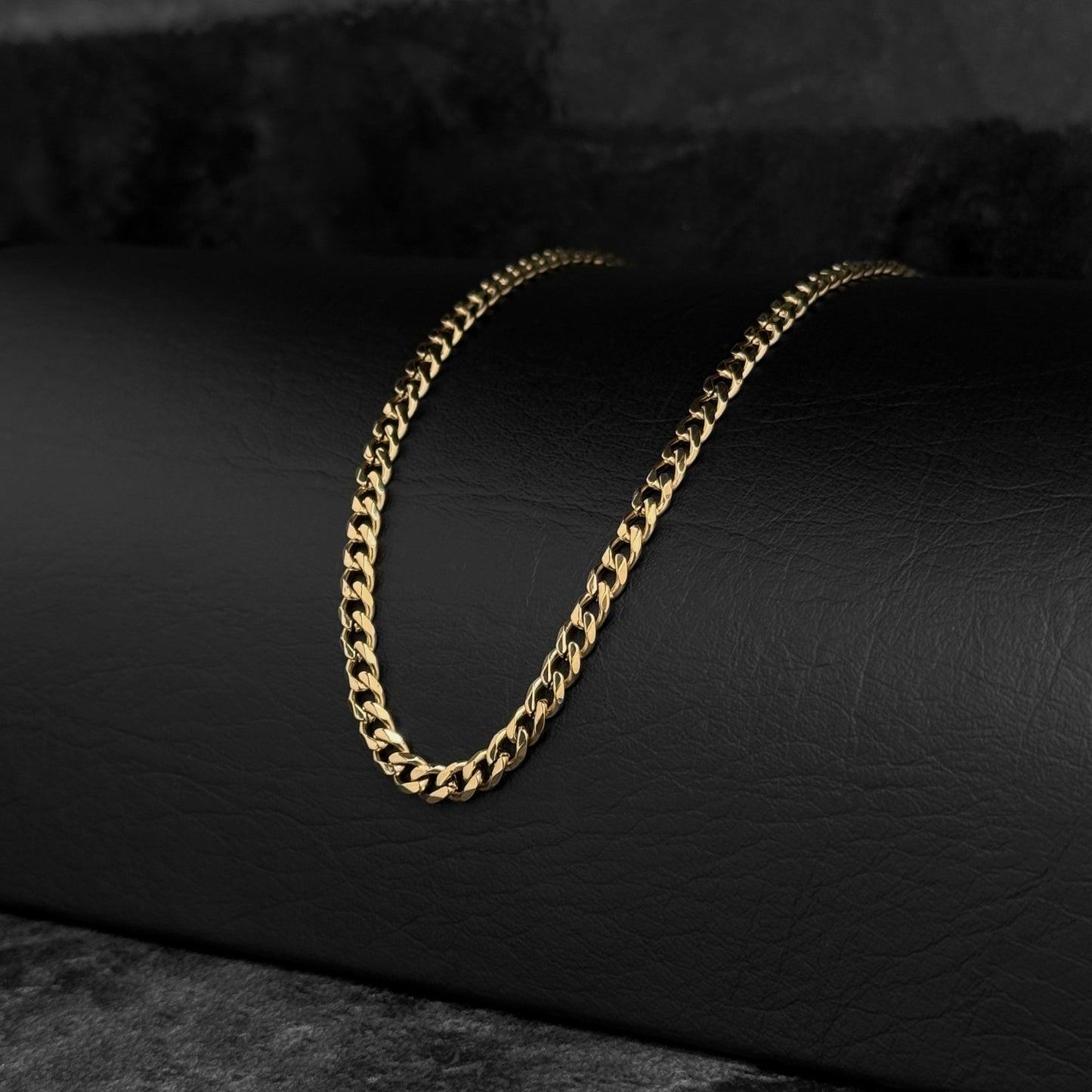 Cadena Cubana 4mm x 60cm / Oro 18K