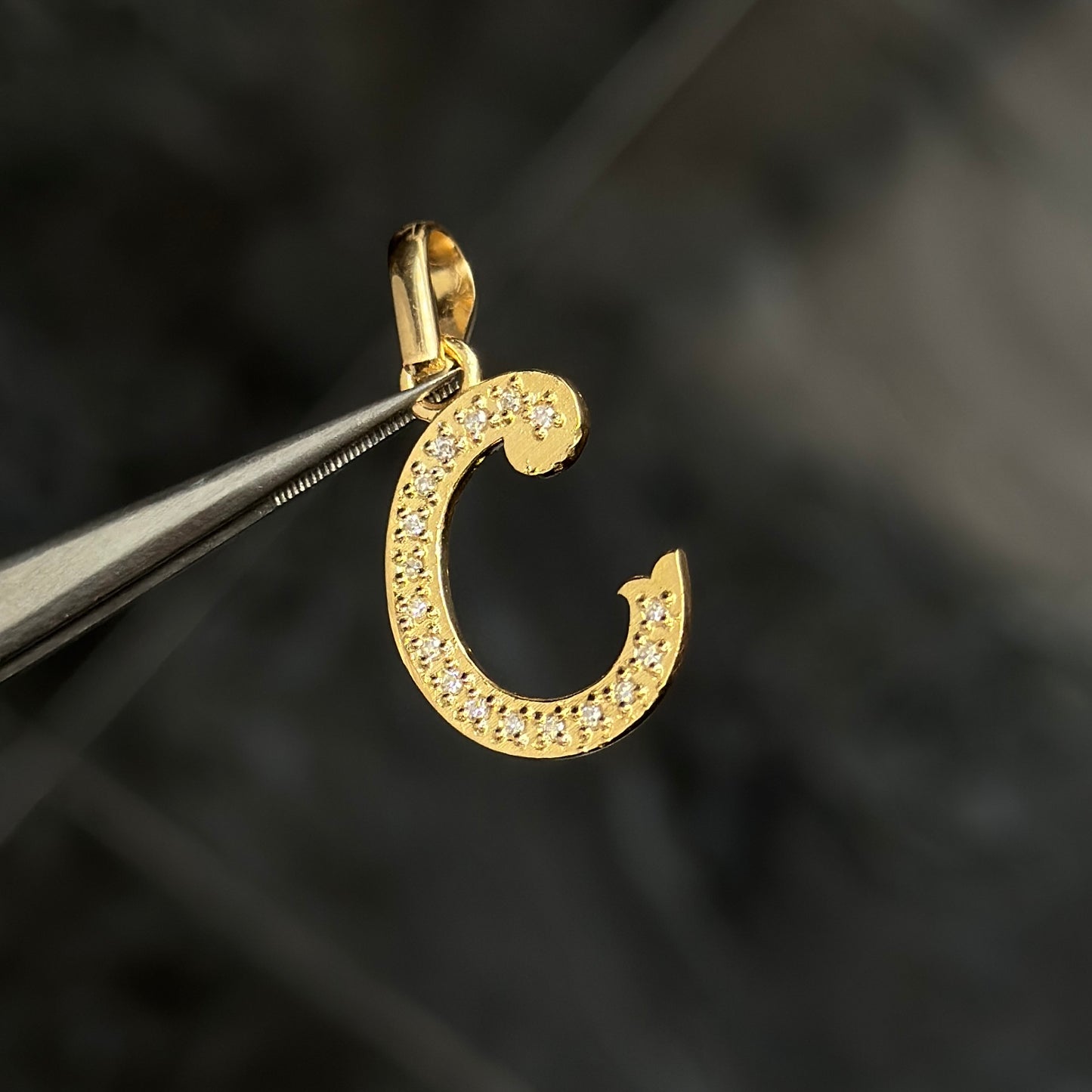 Initial “C” Pendant / Diamonds / 18K Gold
