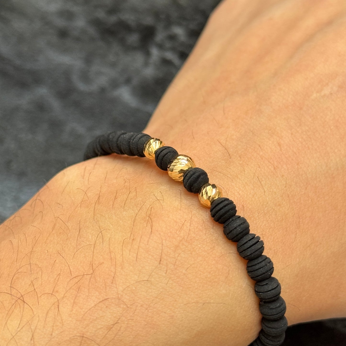 Pulsera Tejida / Balines Oro 18K