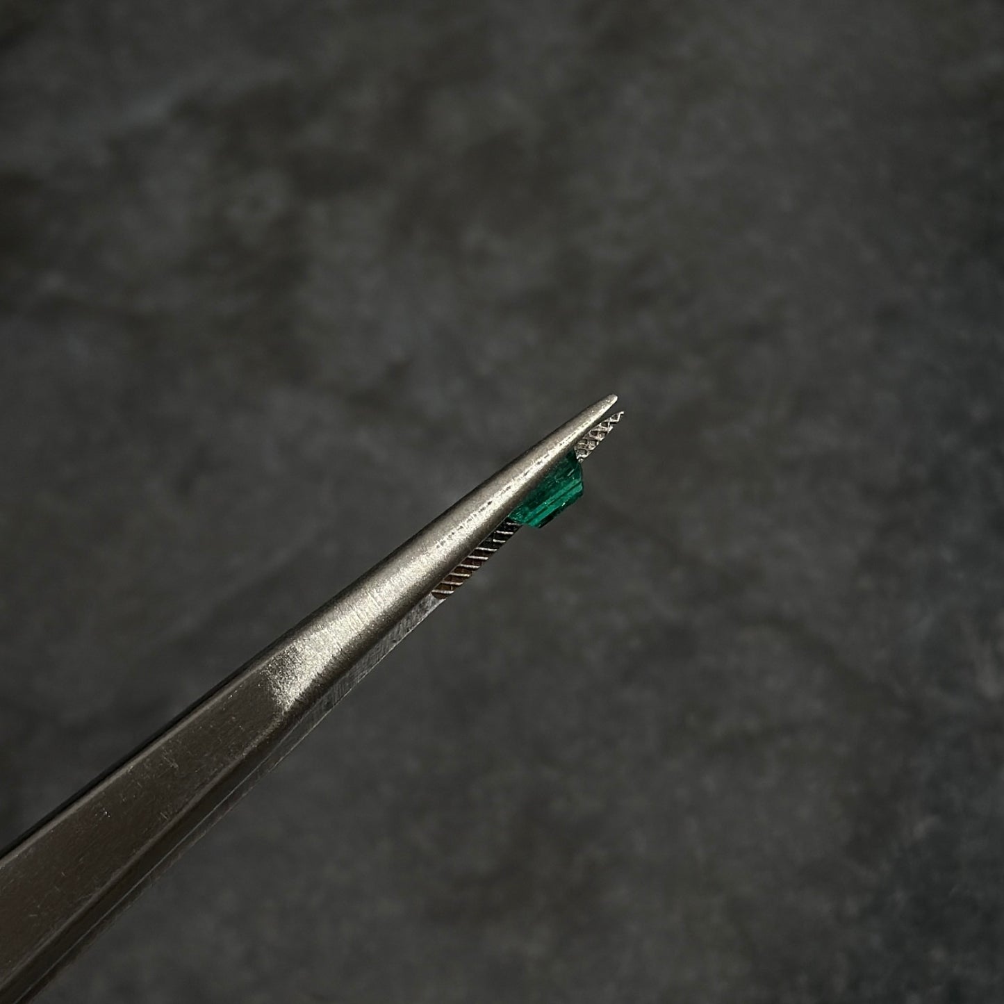 Esmeralda Colombiana / 0,58ct / 5.3mm x 3.9mm x 3.3mm