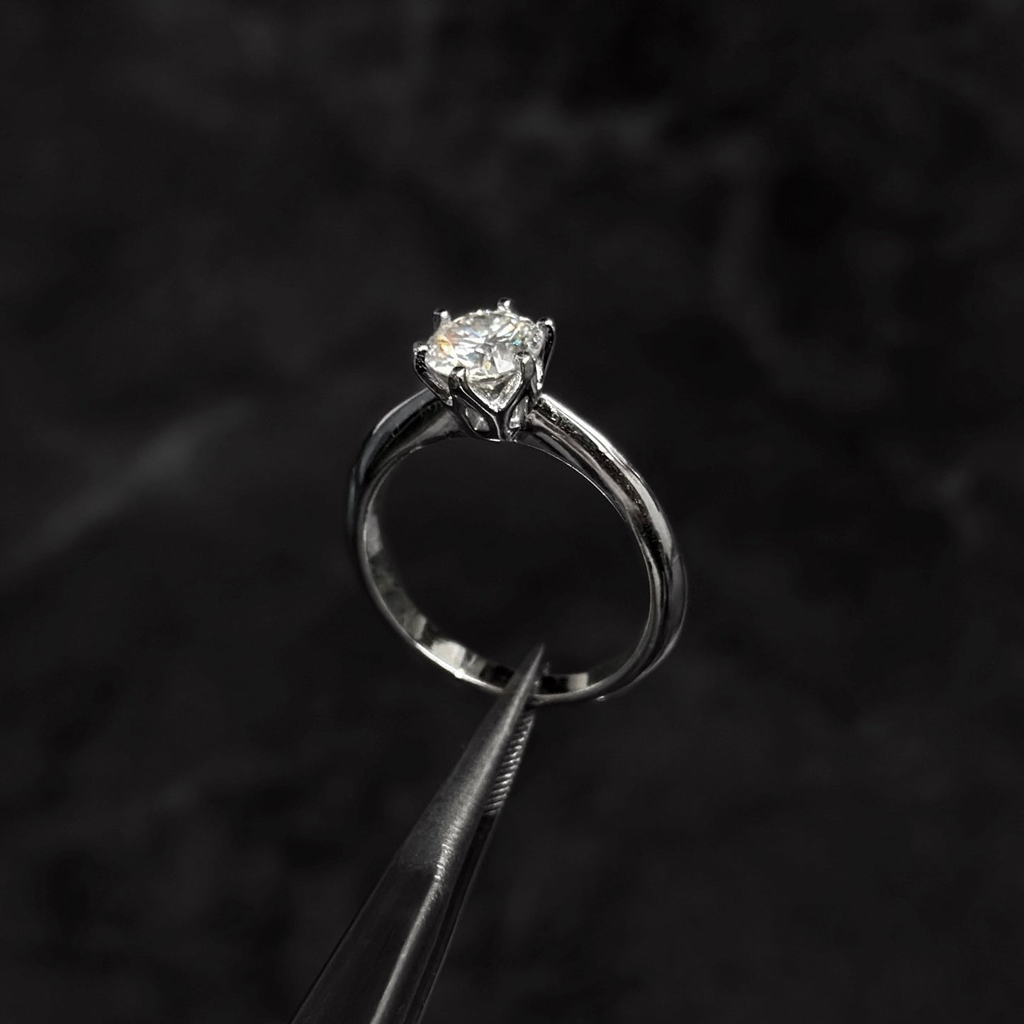 Anillo de Lujo Bajo Fabricación / Moissanita 6.5mm / Plata 925