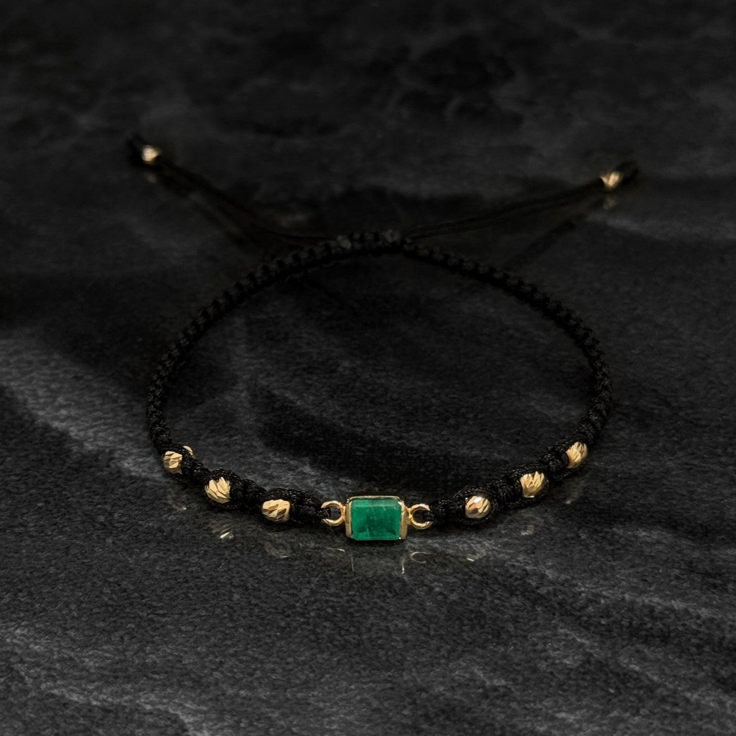 Pulsera Tejida / Esmeralda Colombiana / Oro 18K