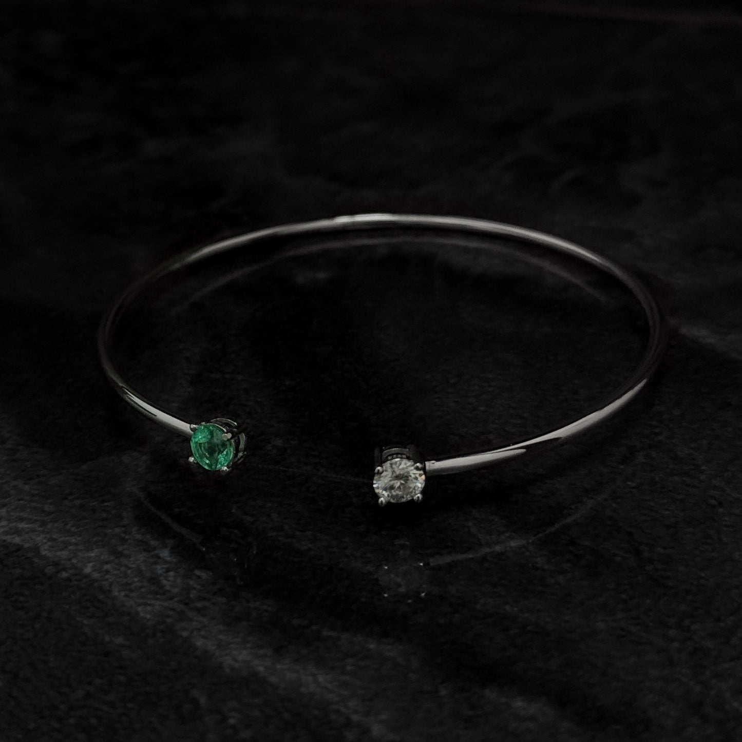 Brazalete Exclusivo / Esmeralda Colombiana / Moissanita / Plata 925
