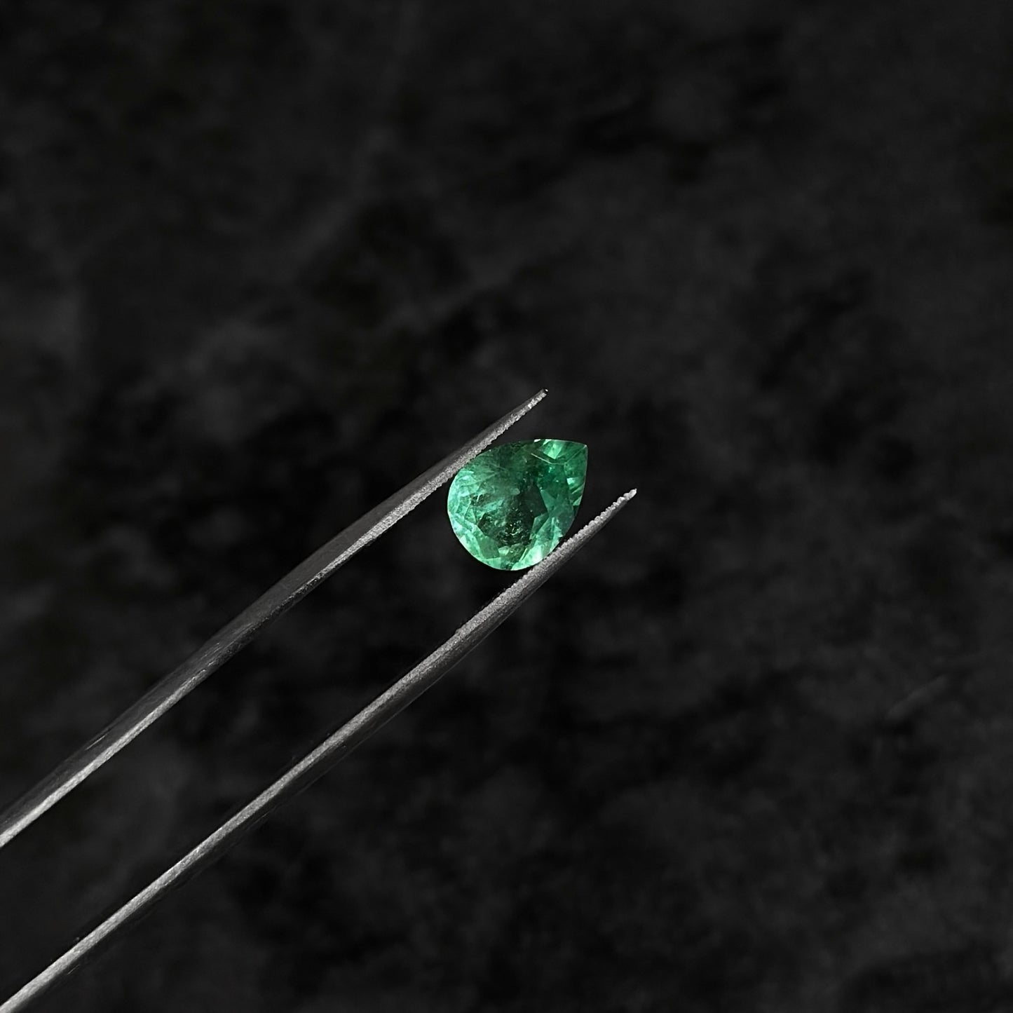 Esmeralda Colombiana / 1,25ct / 8.8mm x 6.7mm x 4mm