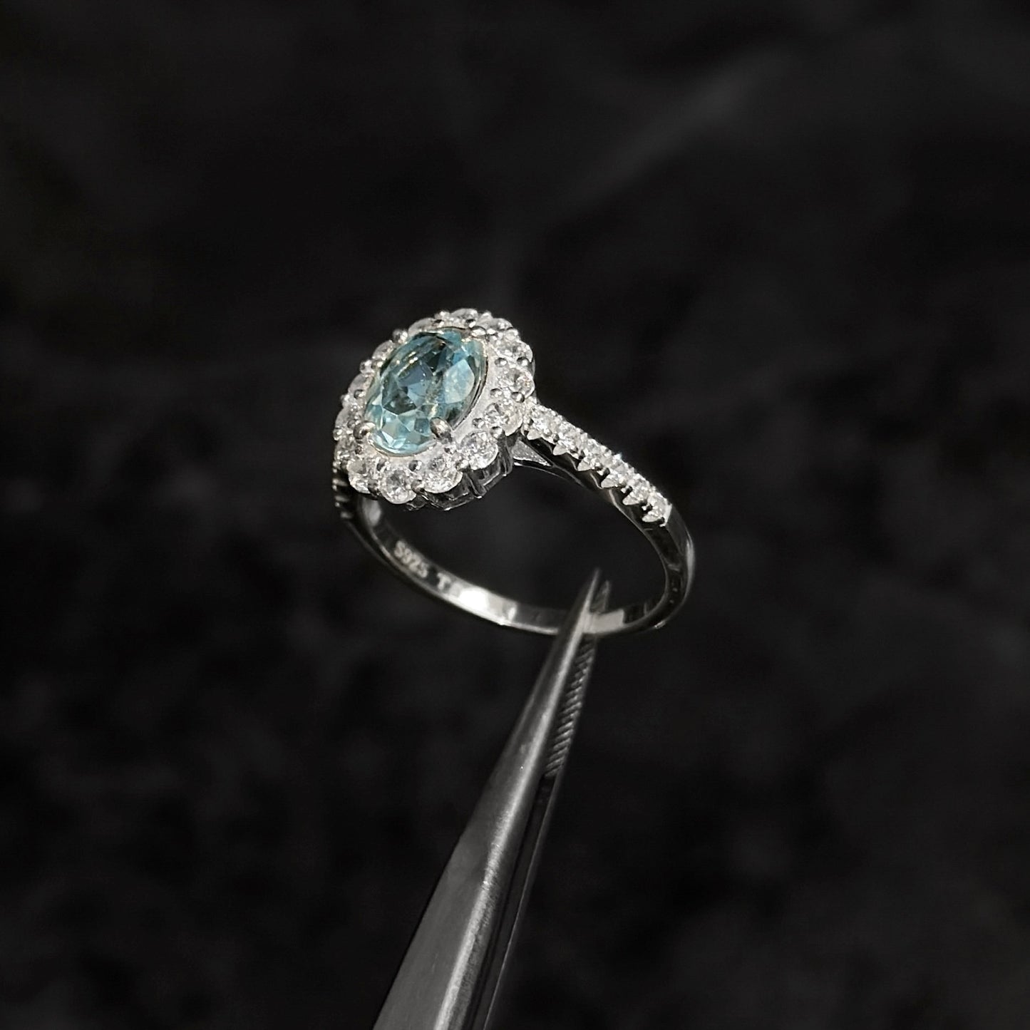 Anillo de Lujo #7 / Topacio Natural / Plata 925