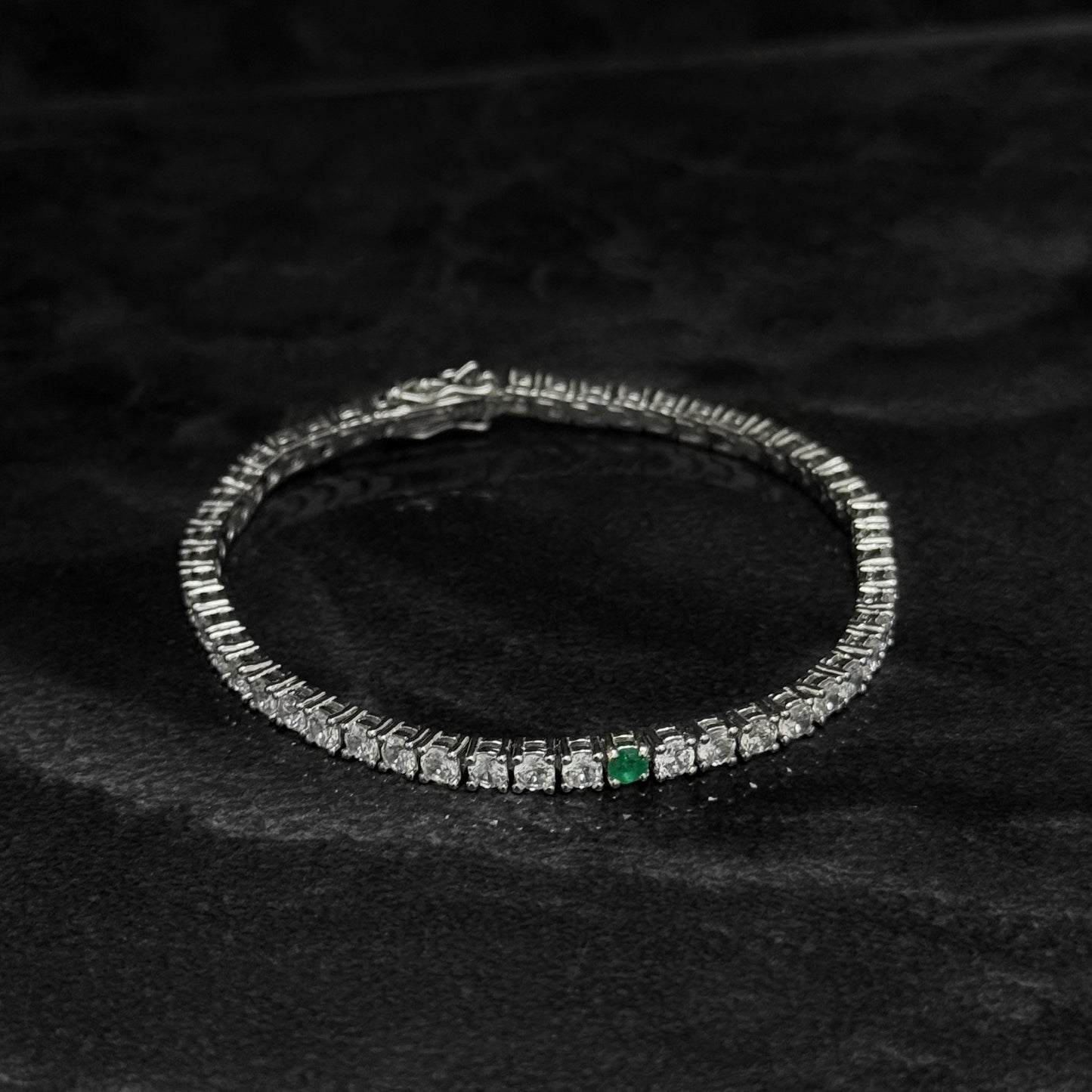 Pulsera Tenis 17.5cm x 3mm / Esmeralda Colombiana / Circones / Plata 925 (1)