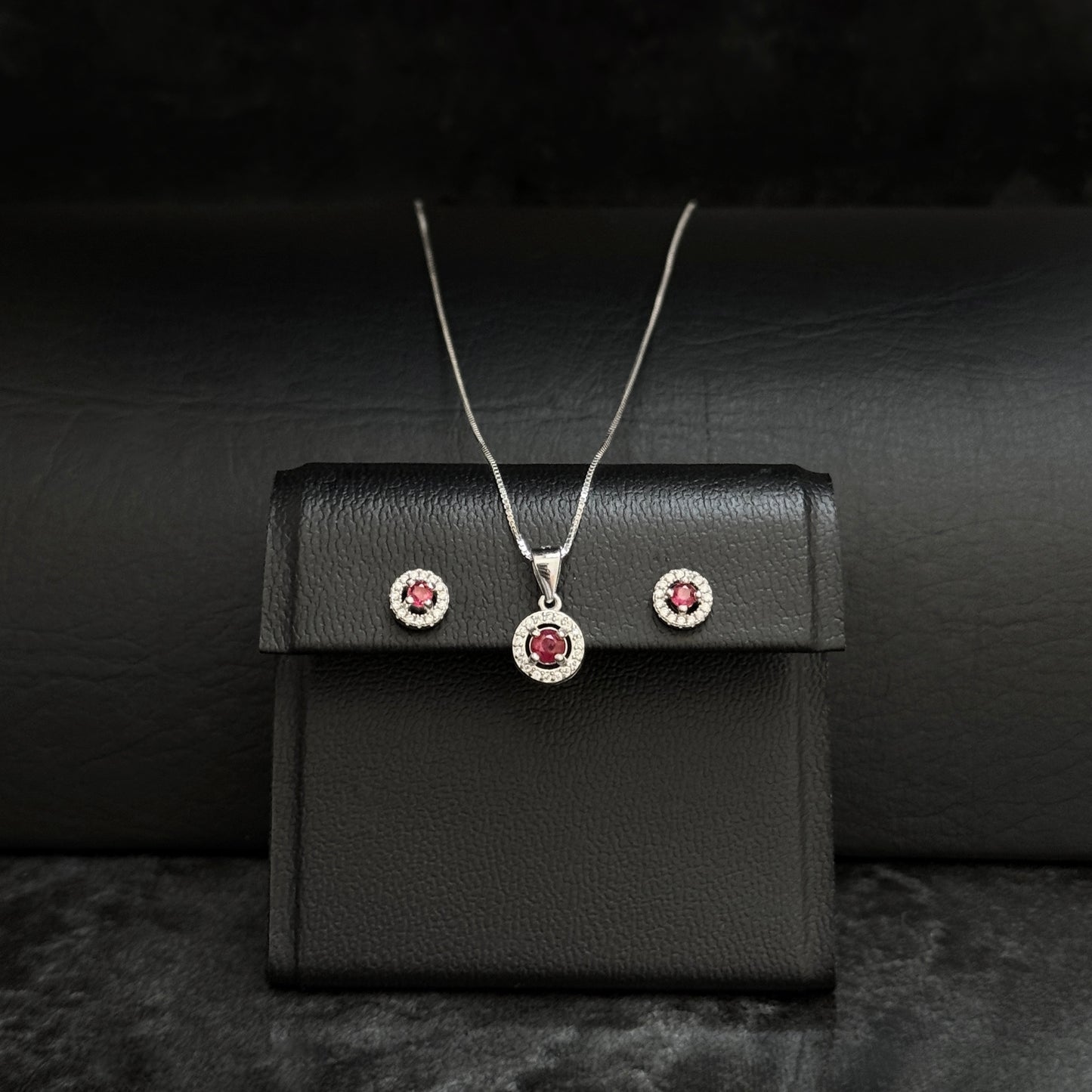 Set Cadena-Dije-Aretes / Rubíes Certificados / Plata 925