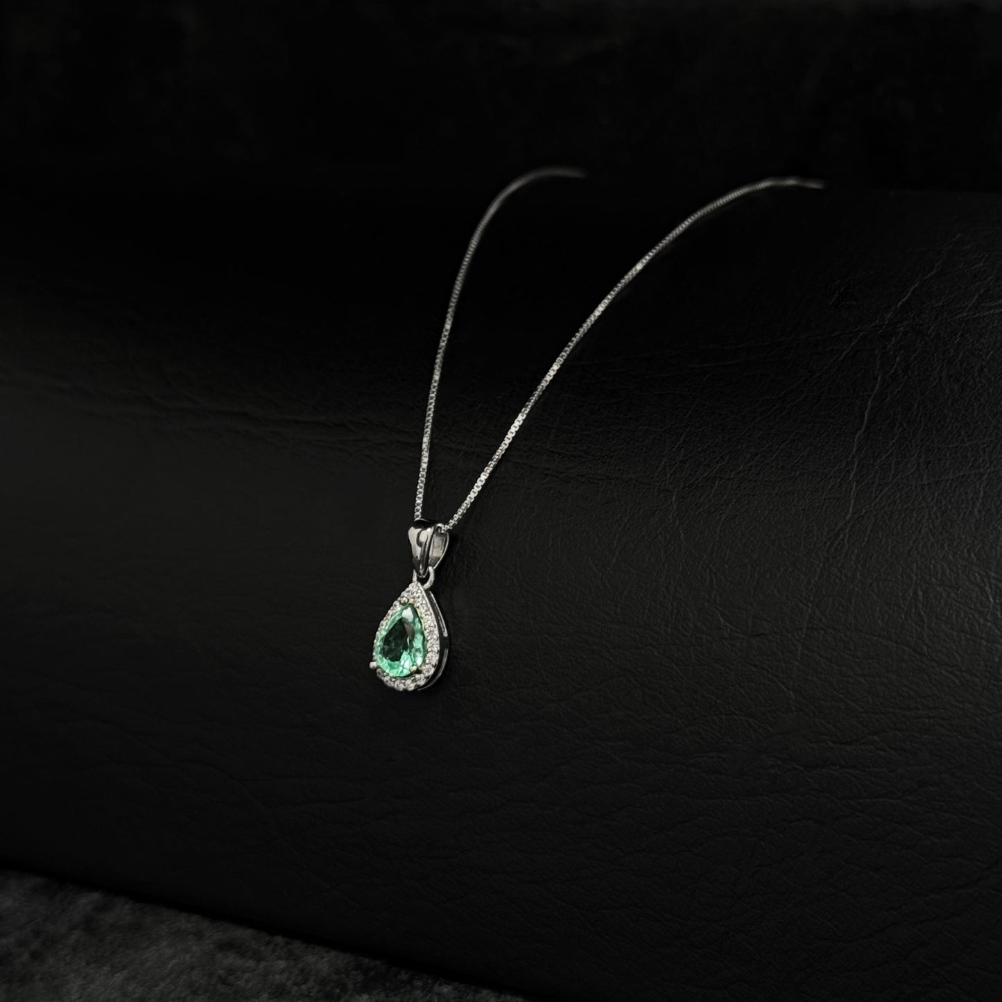 Cadena Veneciana / Dije Esmeralda / Plata 925