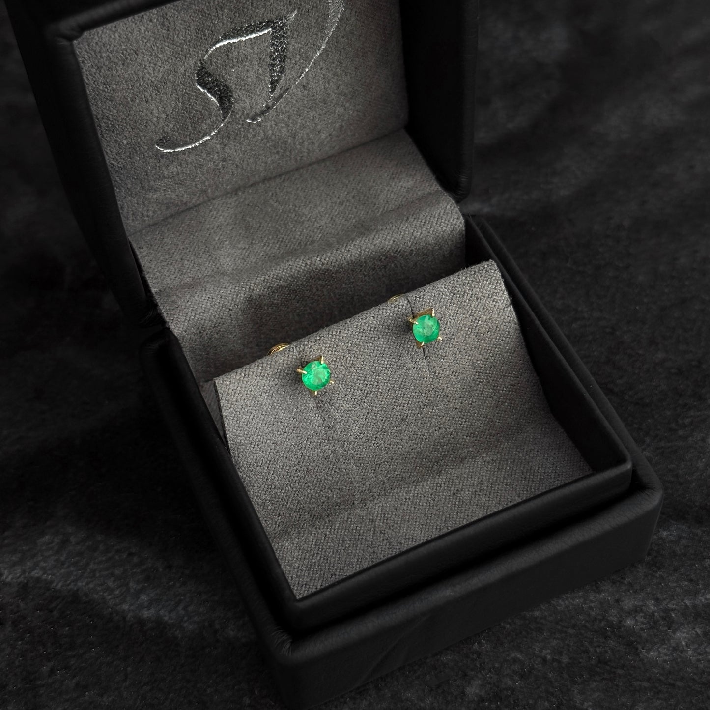 Topos Exclusivos 3.7mm / Esmeraldas Colombianas / Oro 18K