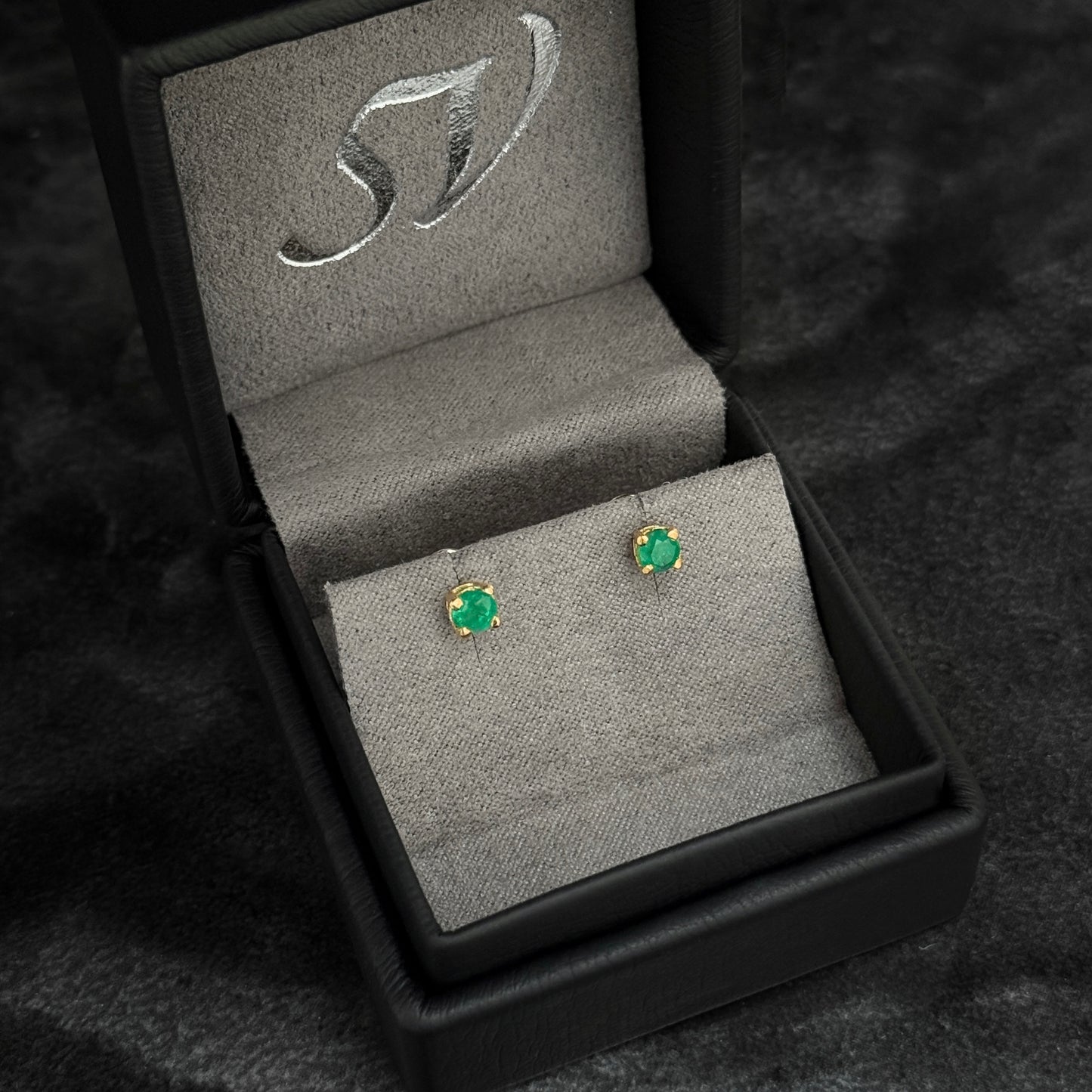 Topos 4mm / Esmeraldas Colombianas / Oro 18K