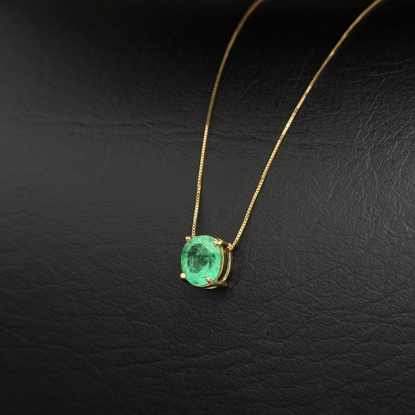 Cadena Veneciana Mini / Dije Esmeralda / Oro 18K