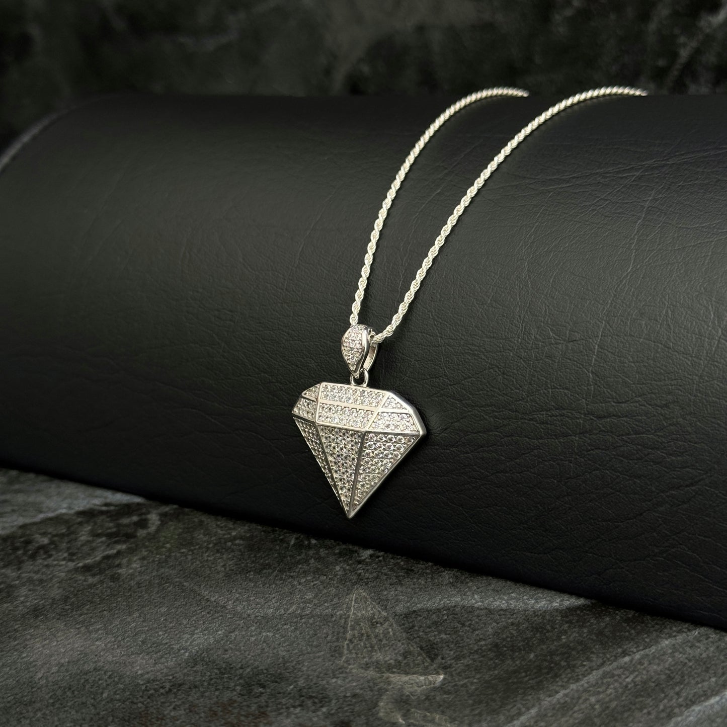 60cm Chain / Diamond Pendant / 925 Silver