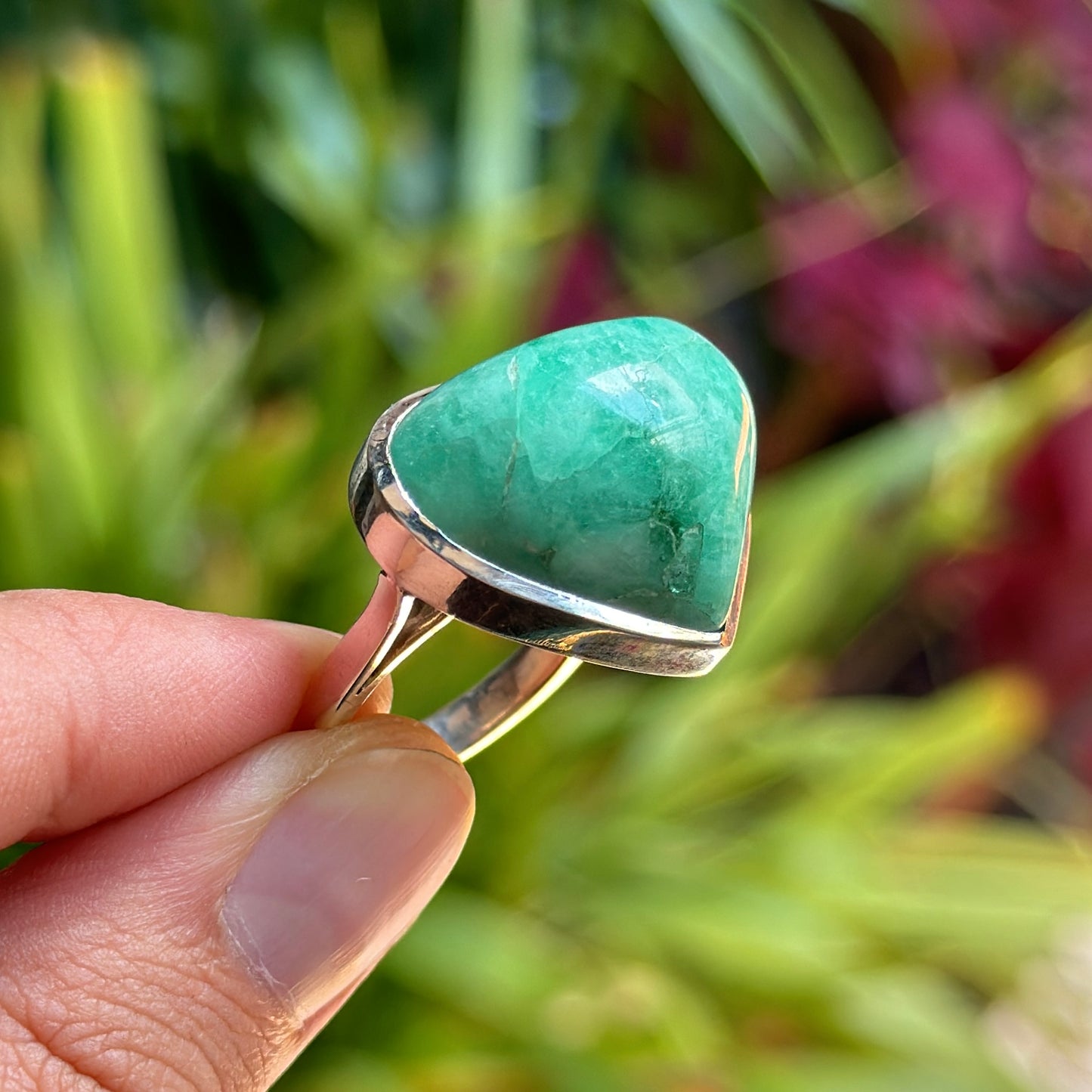 Anillo Exclusivo / Esmeralda Cabujón / Plata 925