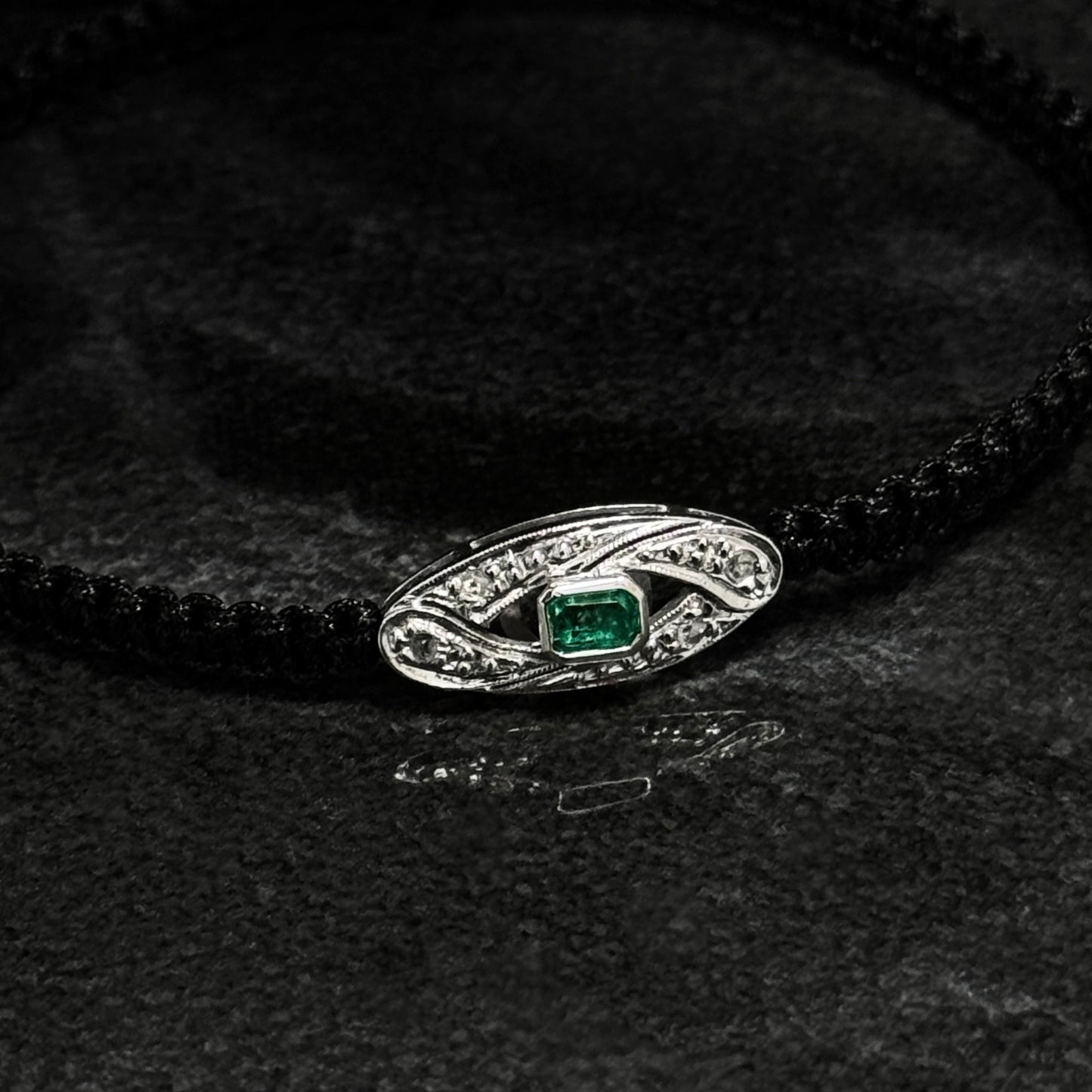 Pulsera Tejida Exclusiva / Esmeralda / Diamantes / Oro Blanco 14K