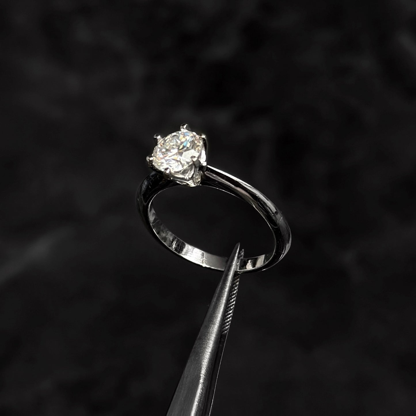 Anillo de Lujo Bajo Fabricación / Moissanita 6.5mm / Plata 925