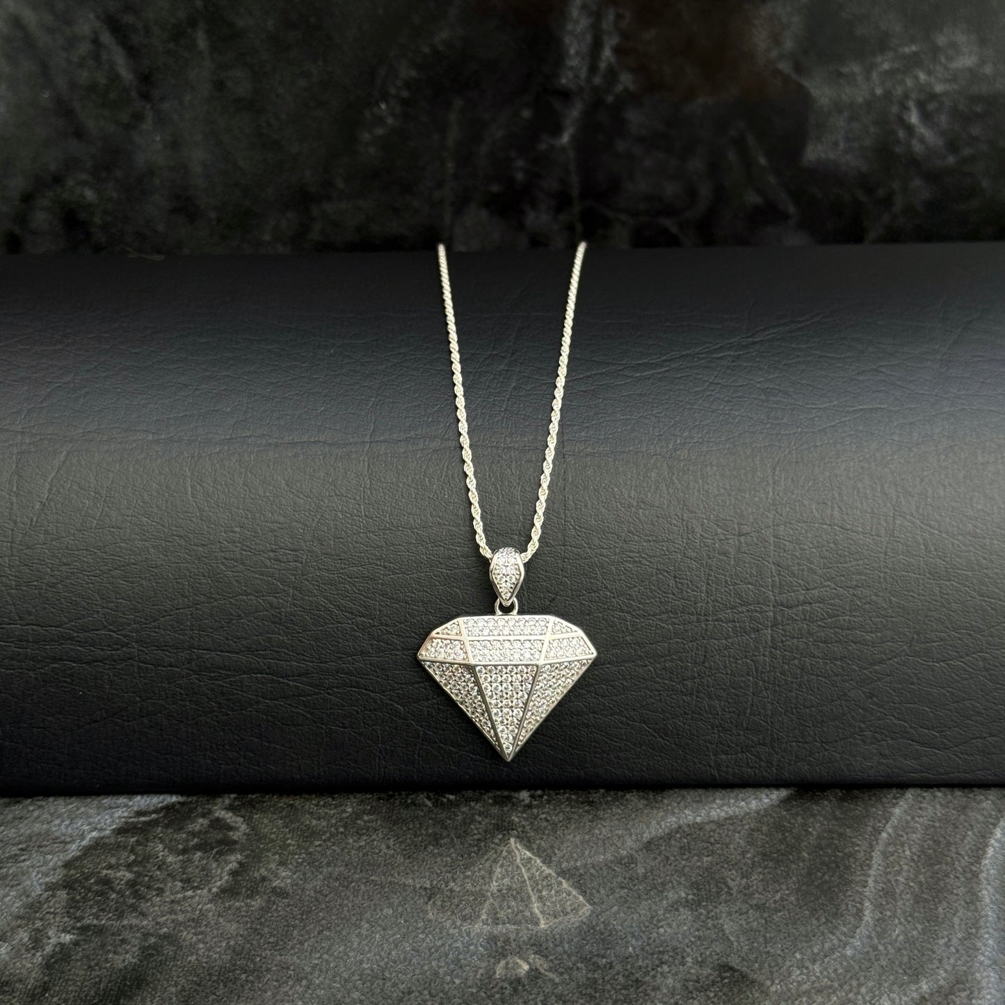 60cm Chain / Diamond Pendant / 925 Silver