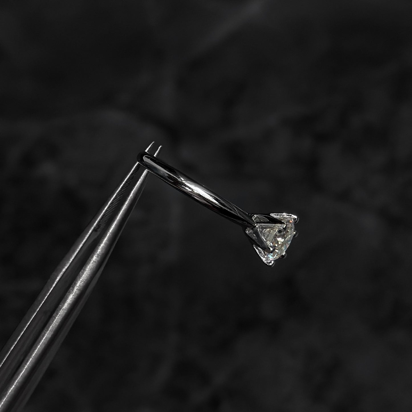 Anillo de Lujo Bajo Fabricación / Moissanita 6.5mm / Plata 925