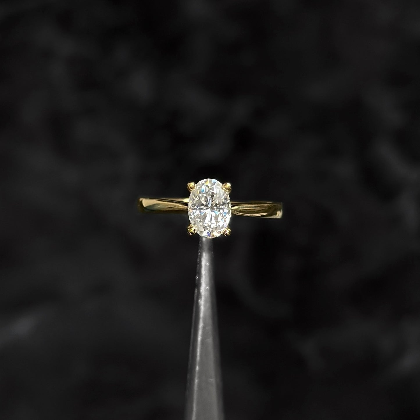 Anillo de Lujo Bajo Fabricación / Moissanita Lab / Oro 18K
