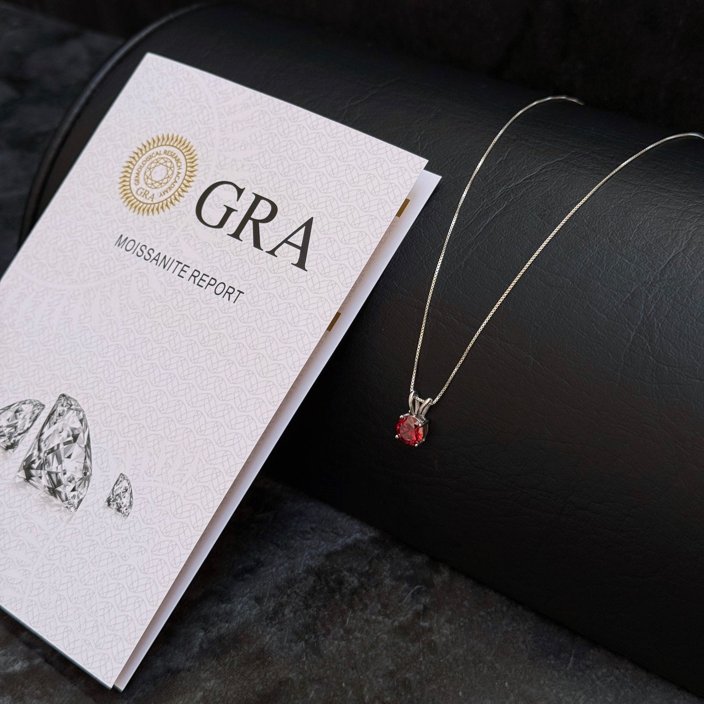 Cadena Veneciana / Dije Moissanita 6.5mm “Red” / Plata 925