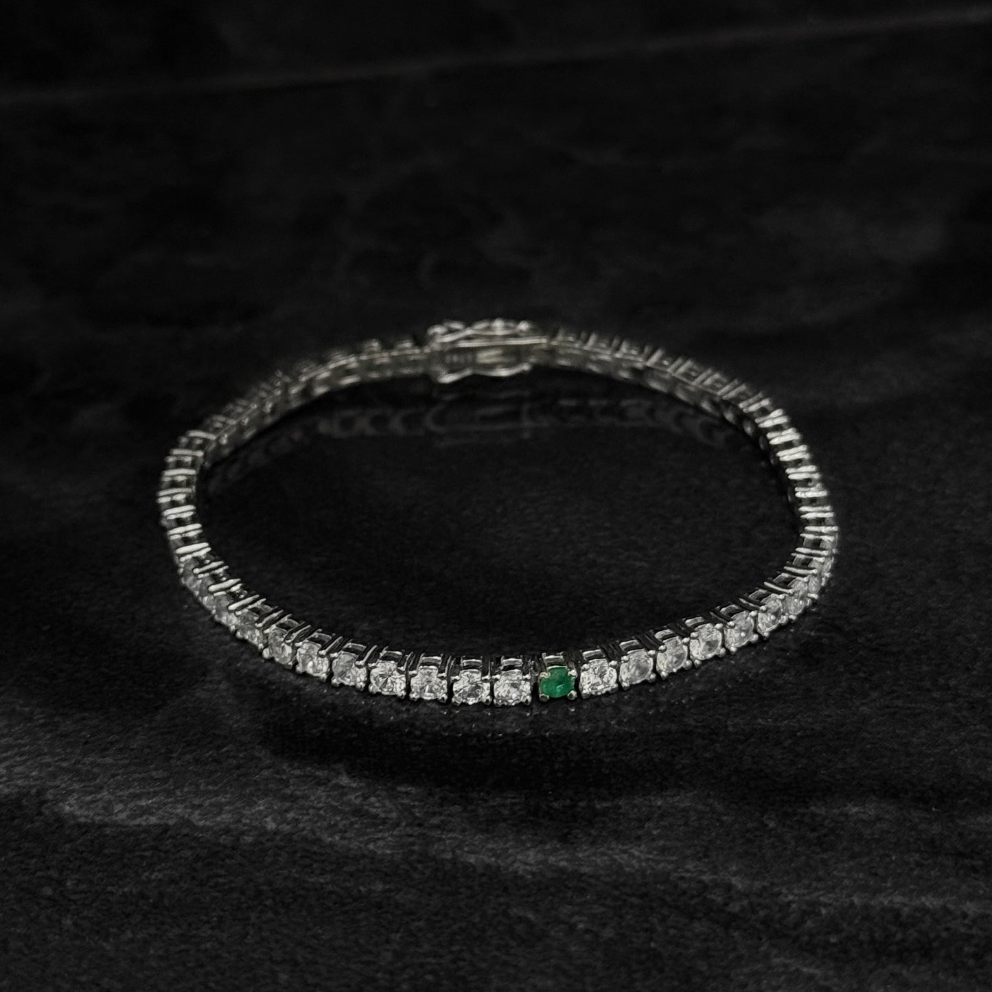 Pulsera Tenis 17.5cm x 3mm / Esmeralda Colombiana / Circones / Plata 925 (2)
