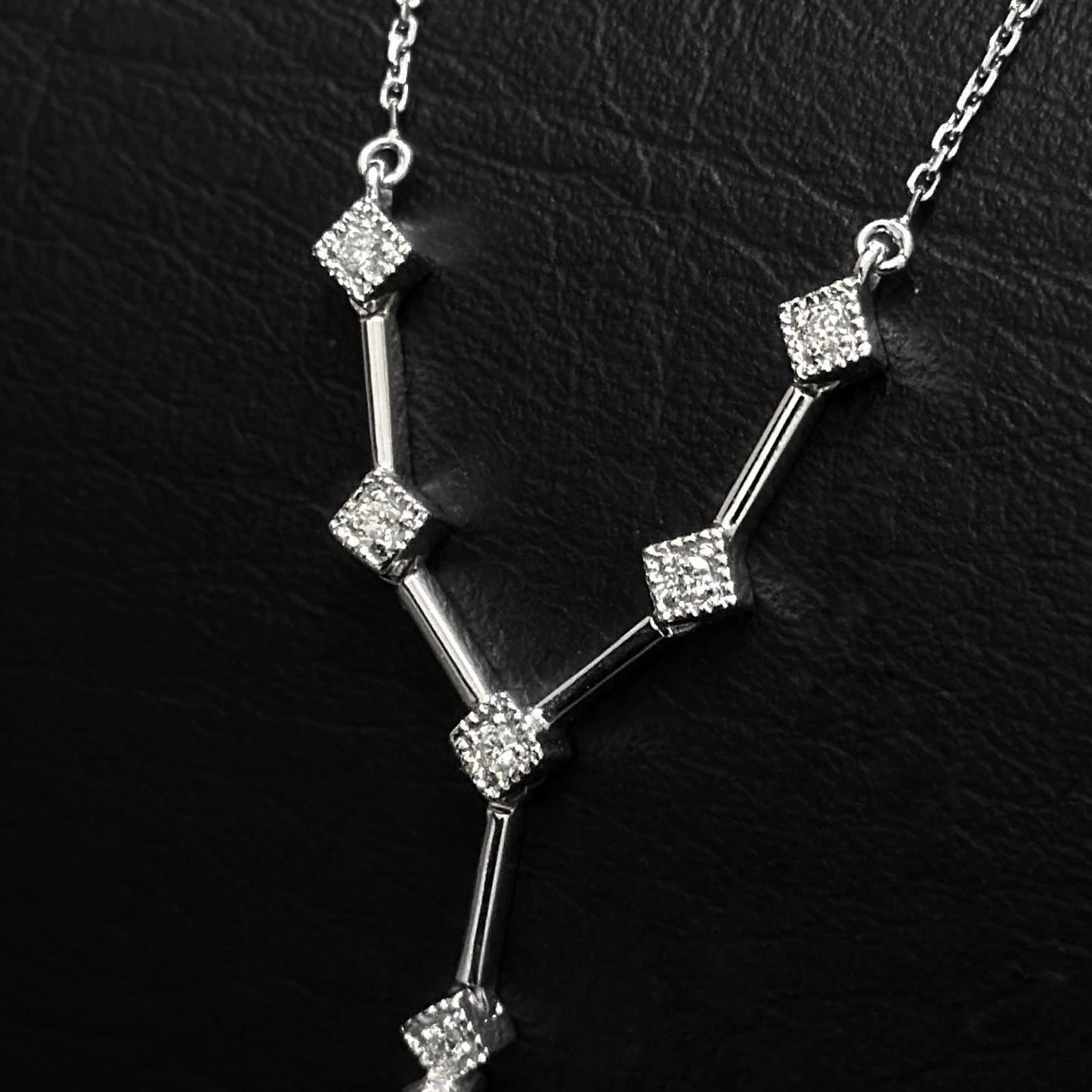 Set Alta Joyería / Cadena Dije Incrustado / Esmeralda & Diamantes / Oro 18K