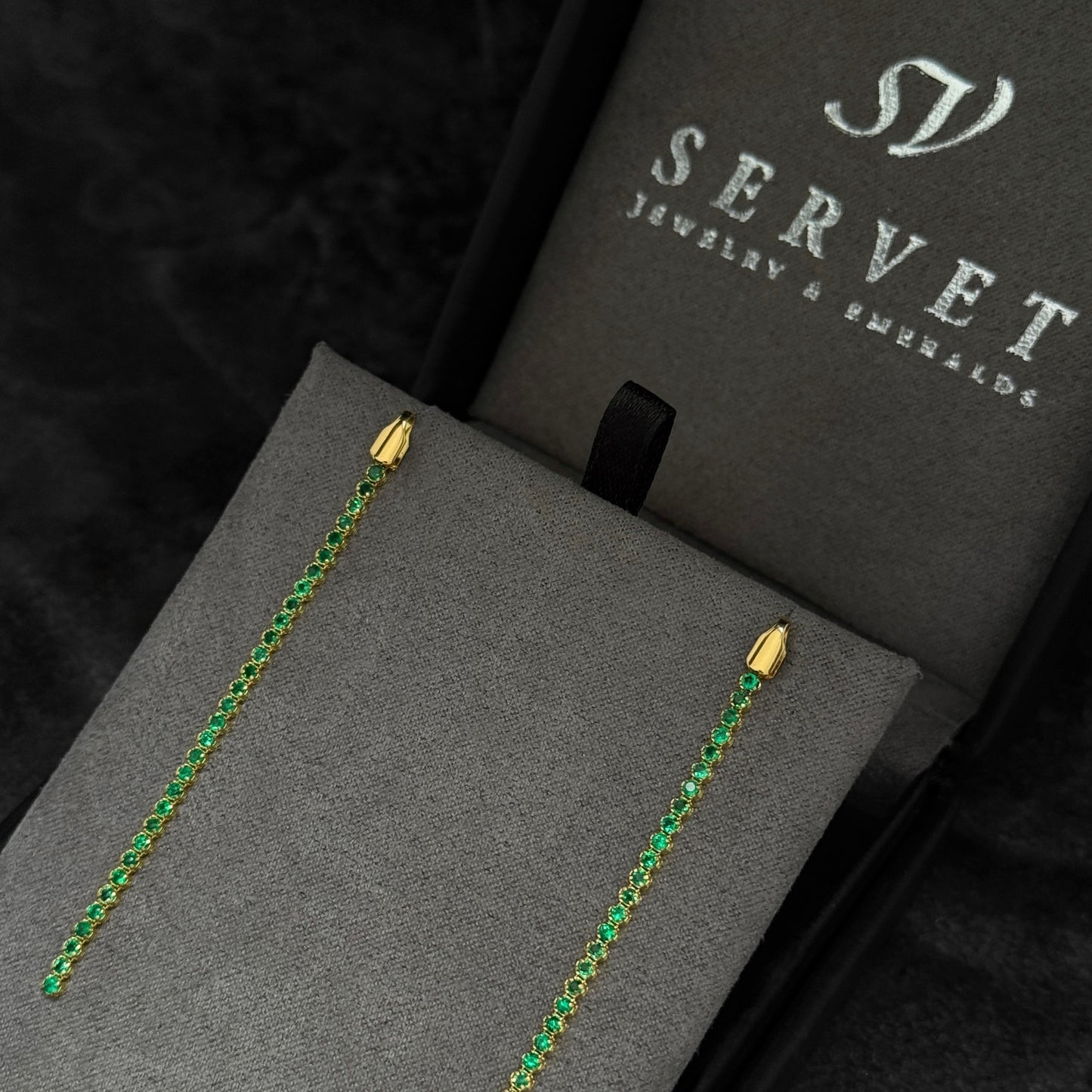 Aretes Alta Joyería / Esmeraldas Colombianas / Oro 18K
