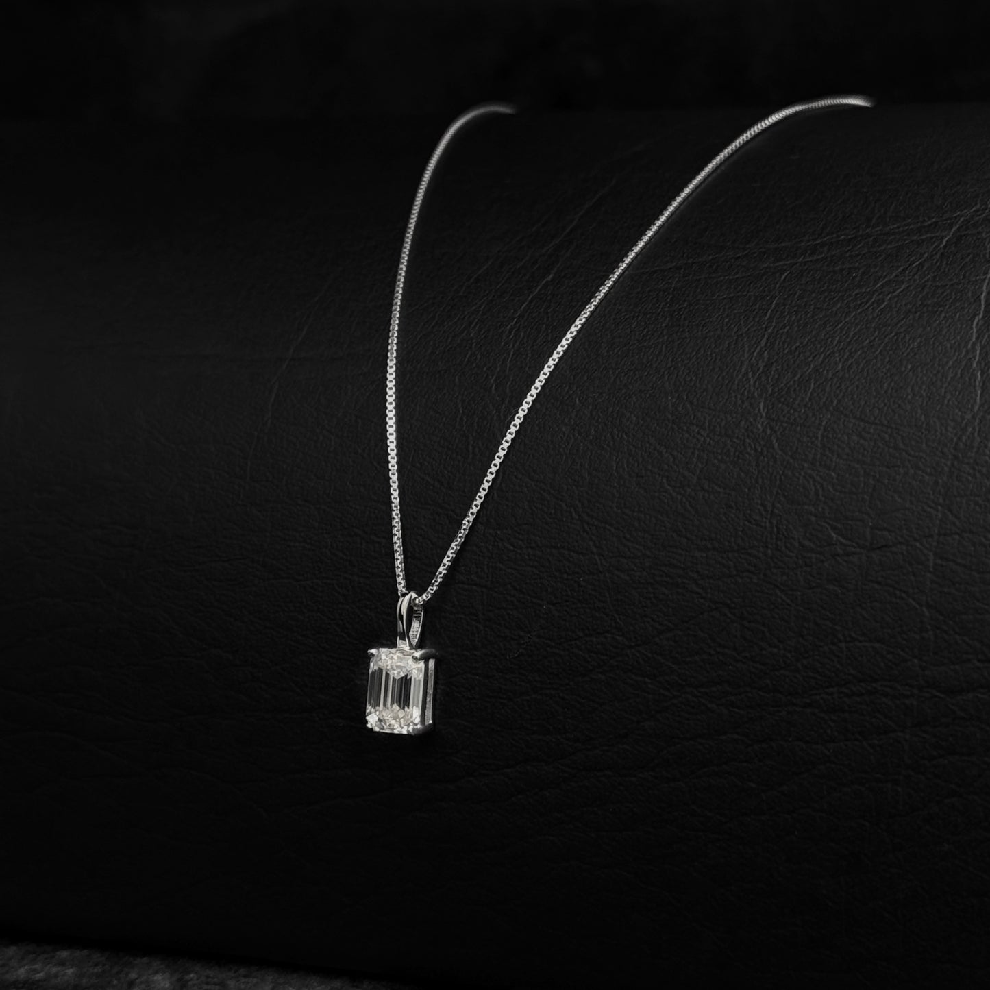 Cadena Veneciana & Dije Moissanita Esmeralda / Plata 925