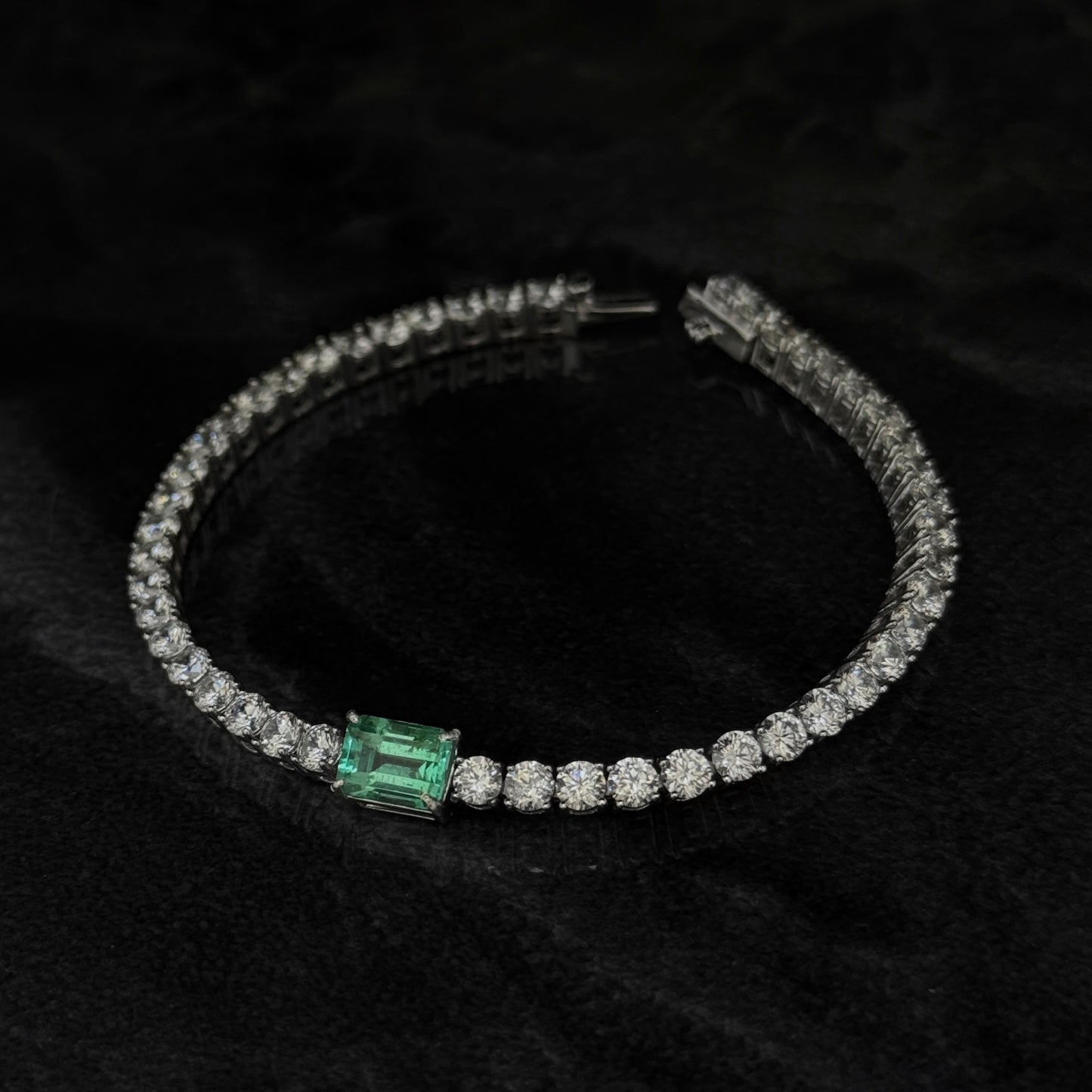 Pulsera Tenis Exclusiva / Esmeralda Colombiana / Circones / Plata 925