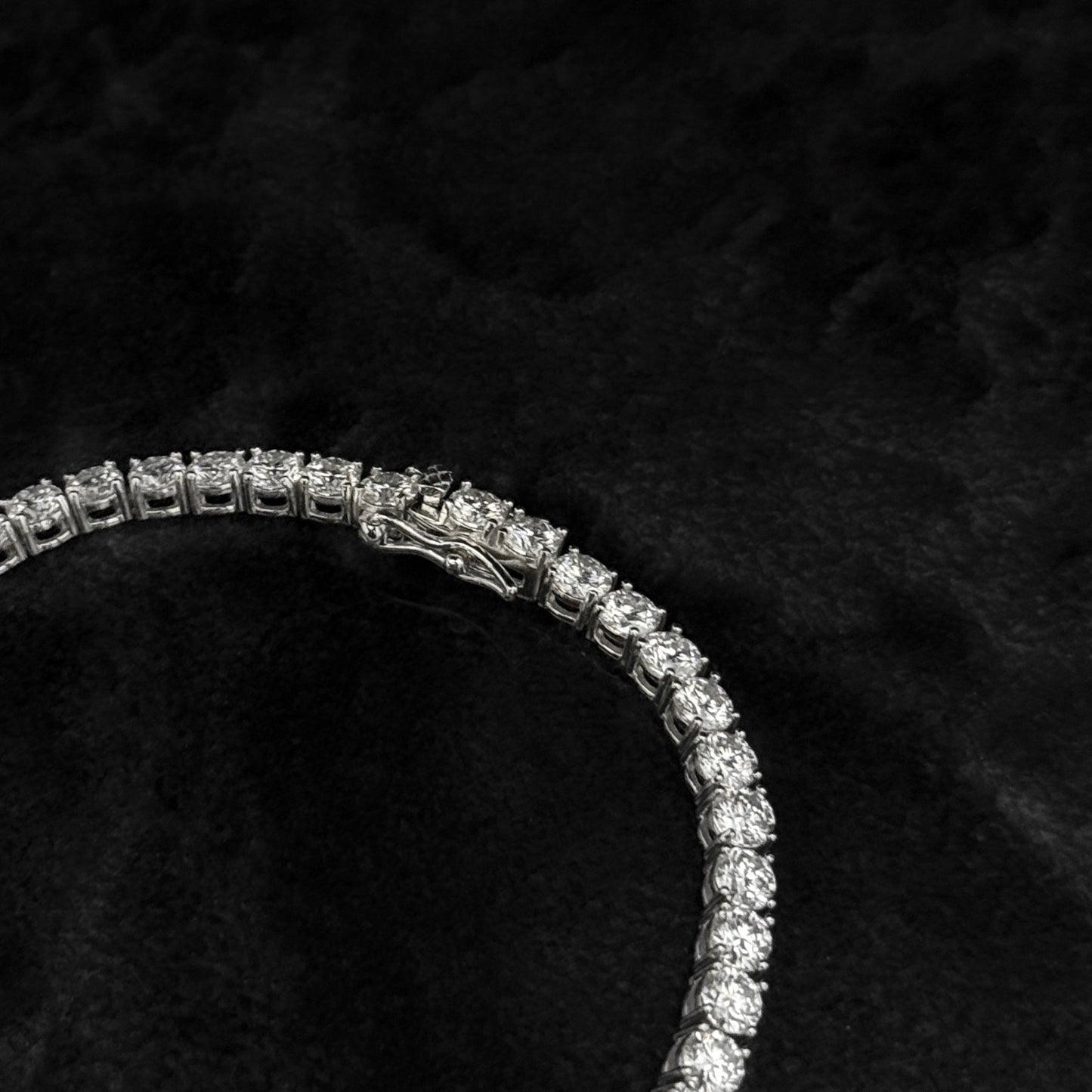 Pulsera Tenis Exclusiva / Esmeraldas Colombianas / Moissanitas Lab 4mm / Plata 925