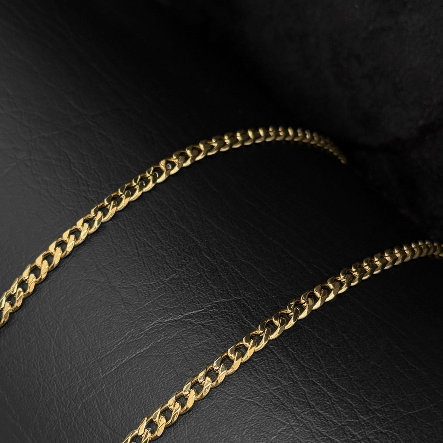 Cadena Cubana 4mm x 60cm / Oro 18K