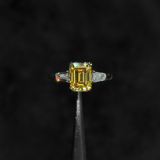 Anillo de Lujo #5 / Moissanita Lab Lemon Yellow / Plata 925